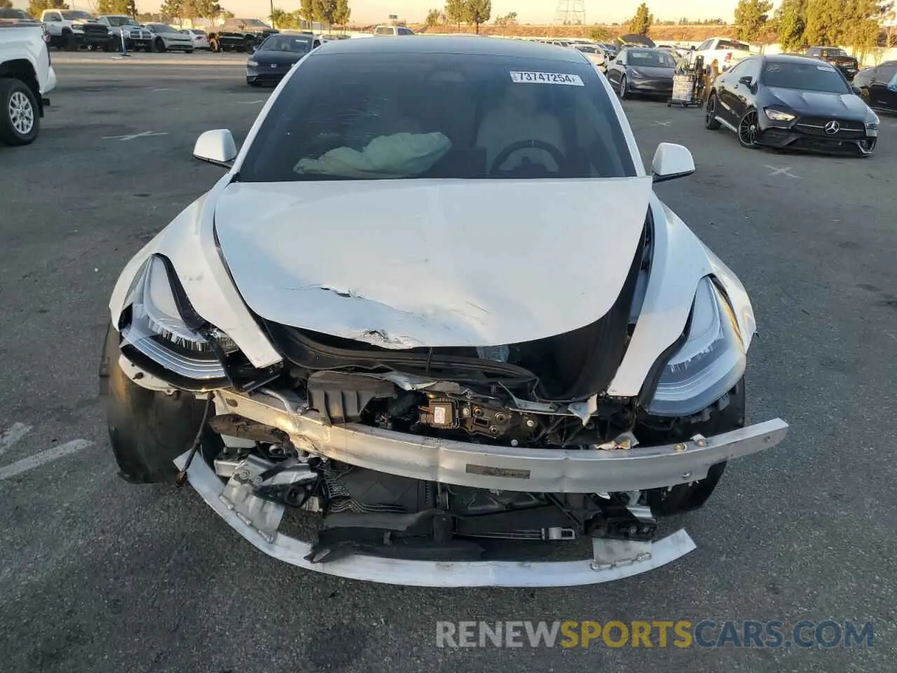 5 Photograph of a damaged car 5YJ3E1EB5KF514476 TESLA MODEL 3 2019