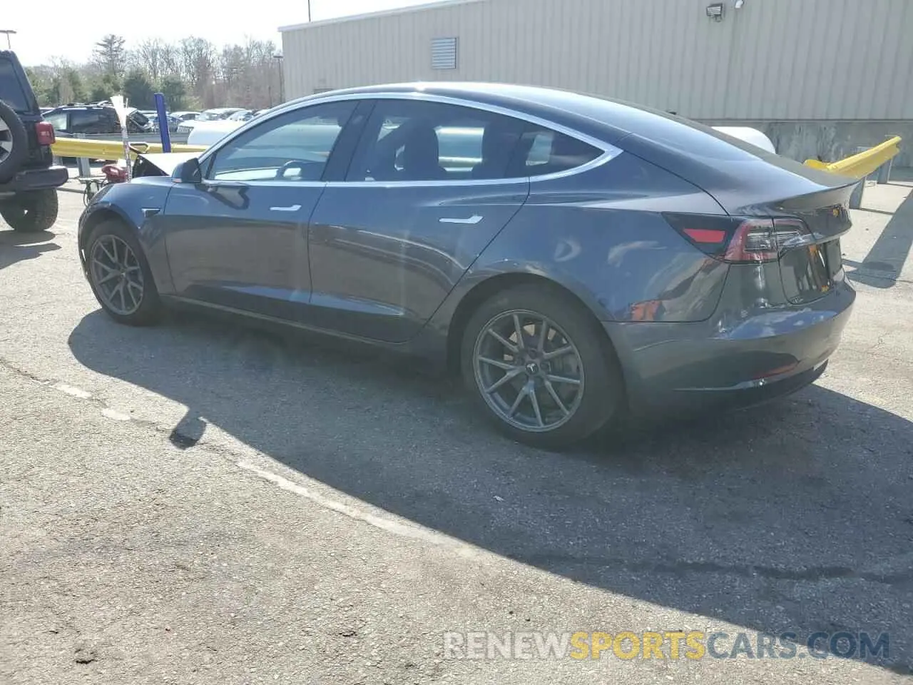 2 Photograph of a damaged car 5YJ3E1EB5KF520780 TESLA MODEL 3 2019