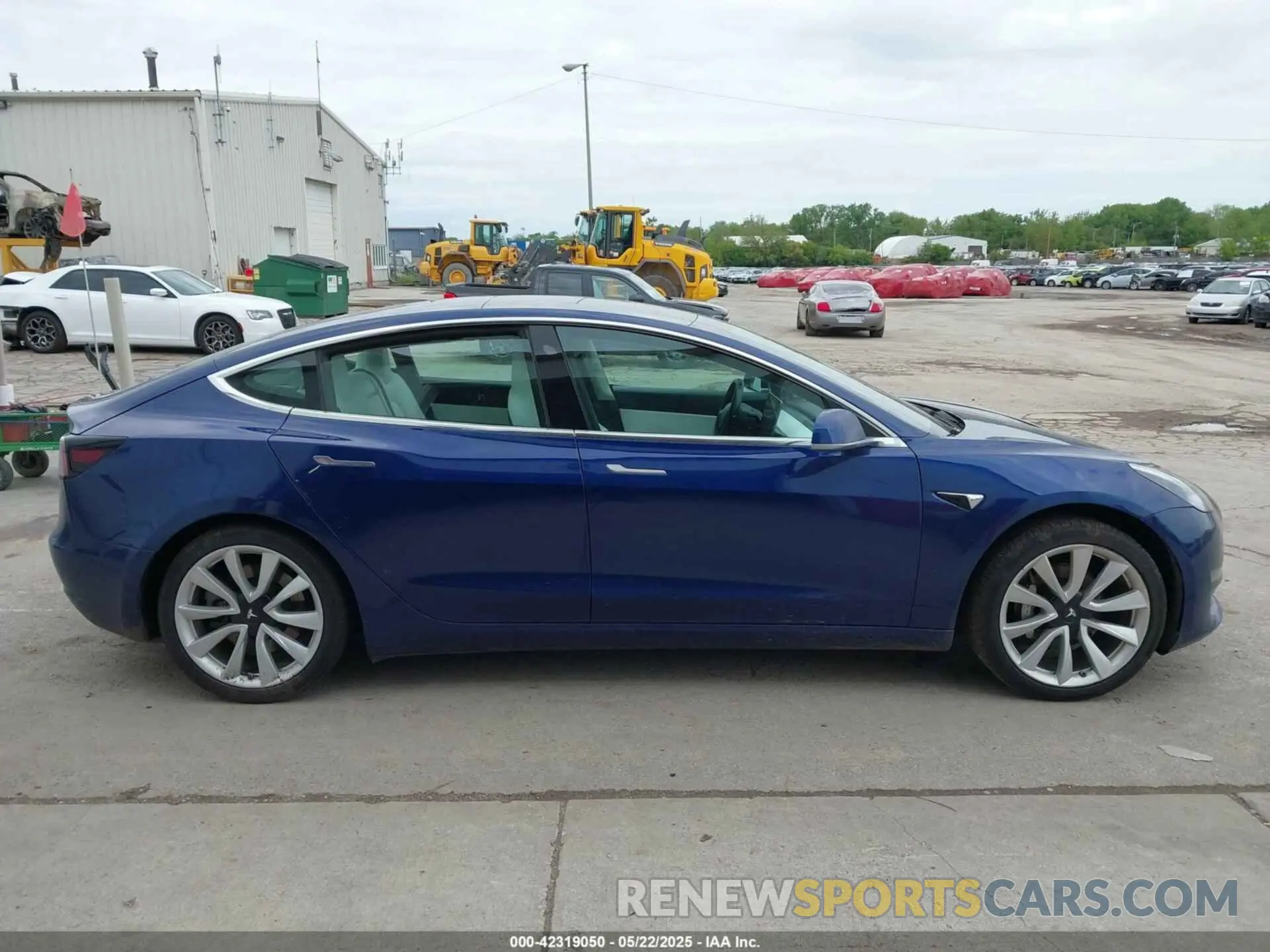 13 Photograph of a damaged car 5YJ3E1EB6KF195475 TESLA MODEL 3 2019