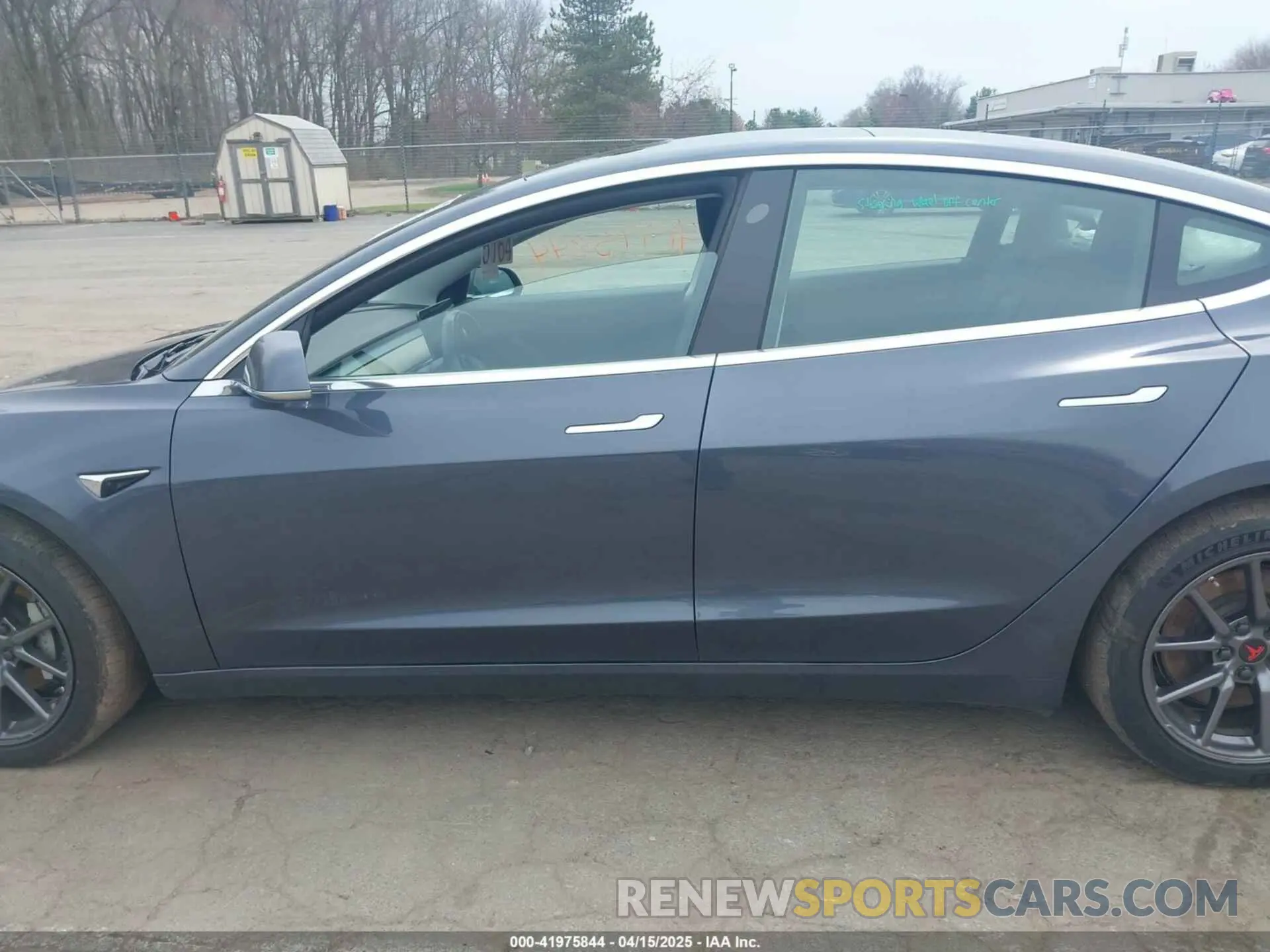 14 Photograph of a damaged car 5YJ3E1EB6KF209925 TESLA MODEL 3 2019