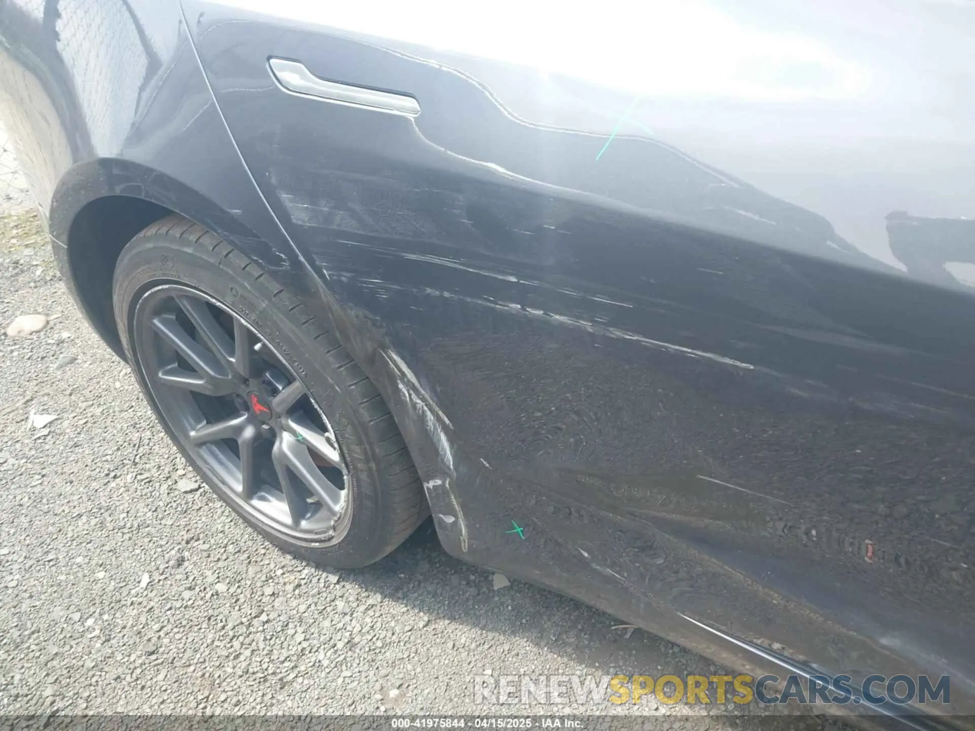 6 Photograph of a damaged car 5YJ3E1EB6KF209925 TESLA MODEL 3 2019