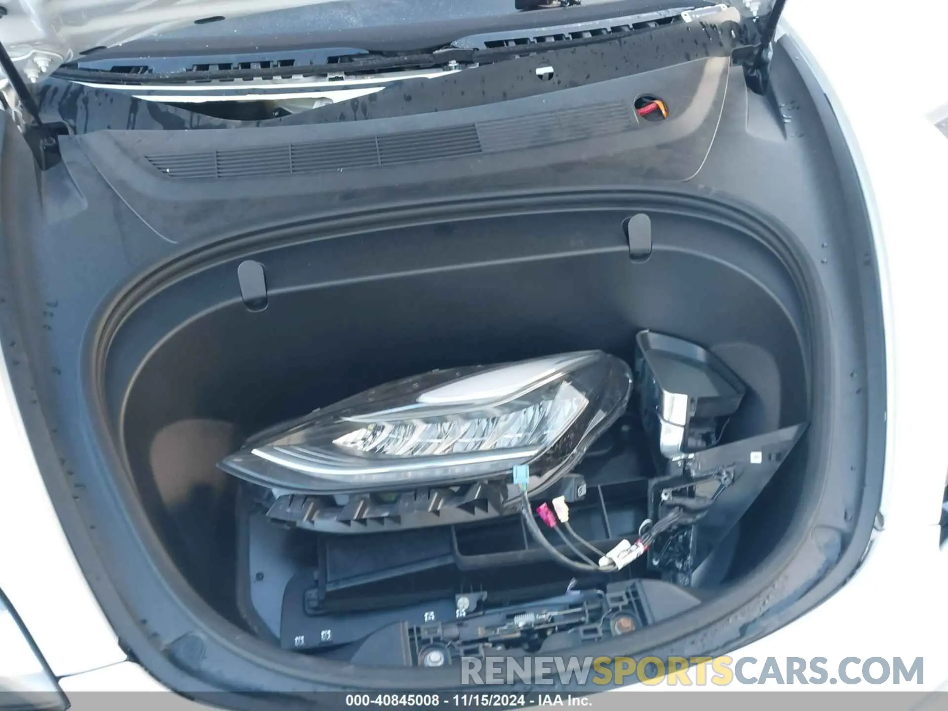 10 Photograph of a damaged car 5YJ3E1EB6KF211660 TESLA MODEL 3 2019
