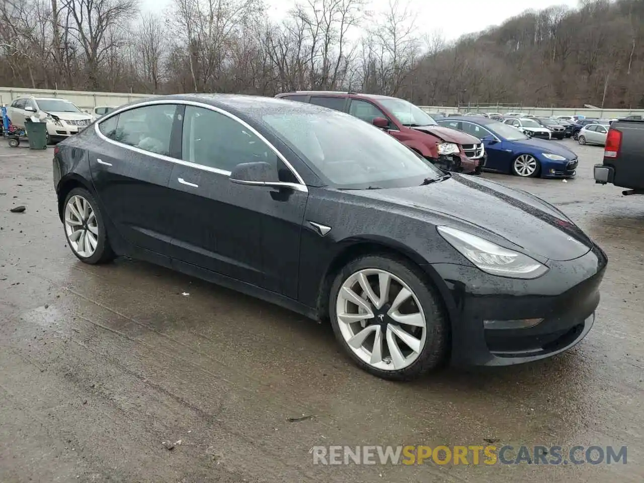 4 Photograph of a damaged car 5YJ3E1EB6KF212016 TESLA MODEL 3 2019