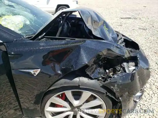 9 Photograph of a damaged car 5YJ3E1EB6KF237272 TESLA MODEL 3 2019