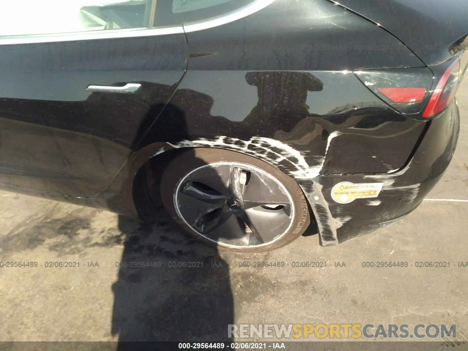 6 Photograph of a damaged car 5YJ3E1EB6KF361347 TESLA MODEL 3 2019