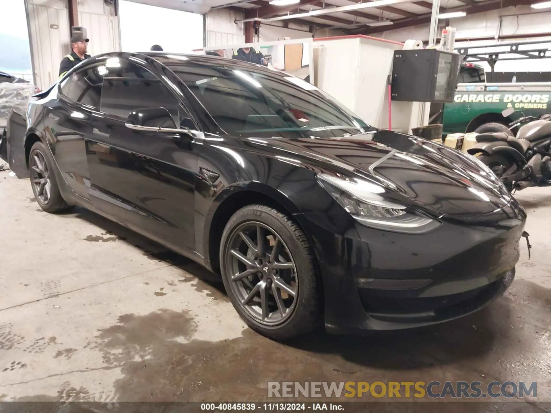 1 Photograph of a damaged car 5YJ3E1EB6KF384952 TESLA MODEL 3 2019