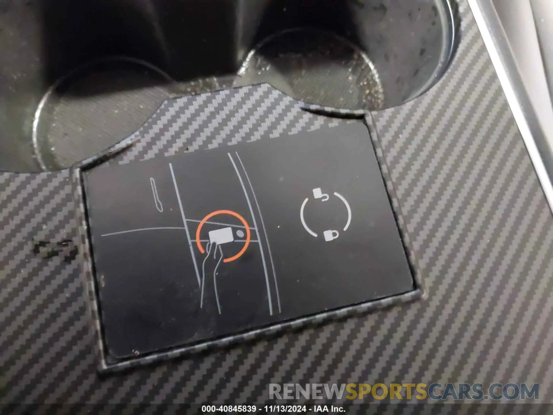 11 Photograph of a damaged car 5YJ3E1EB6KF384952 TESLA MODEL 3 2019