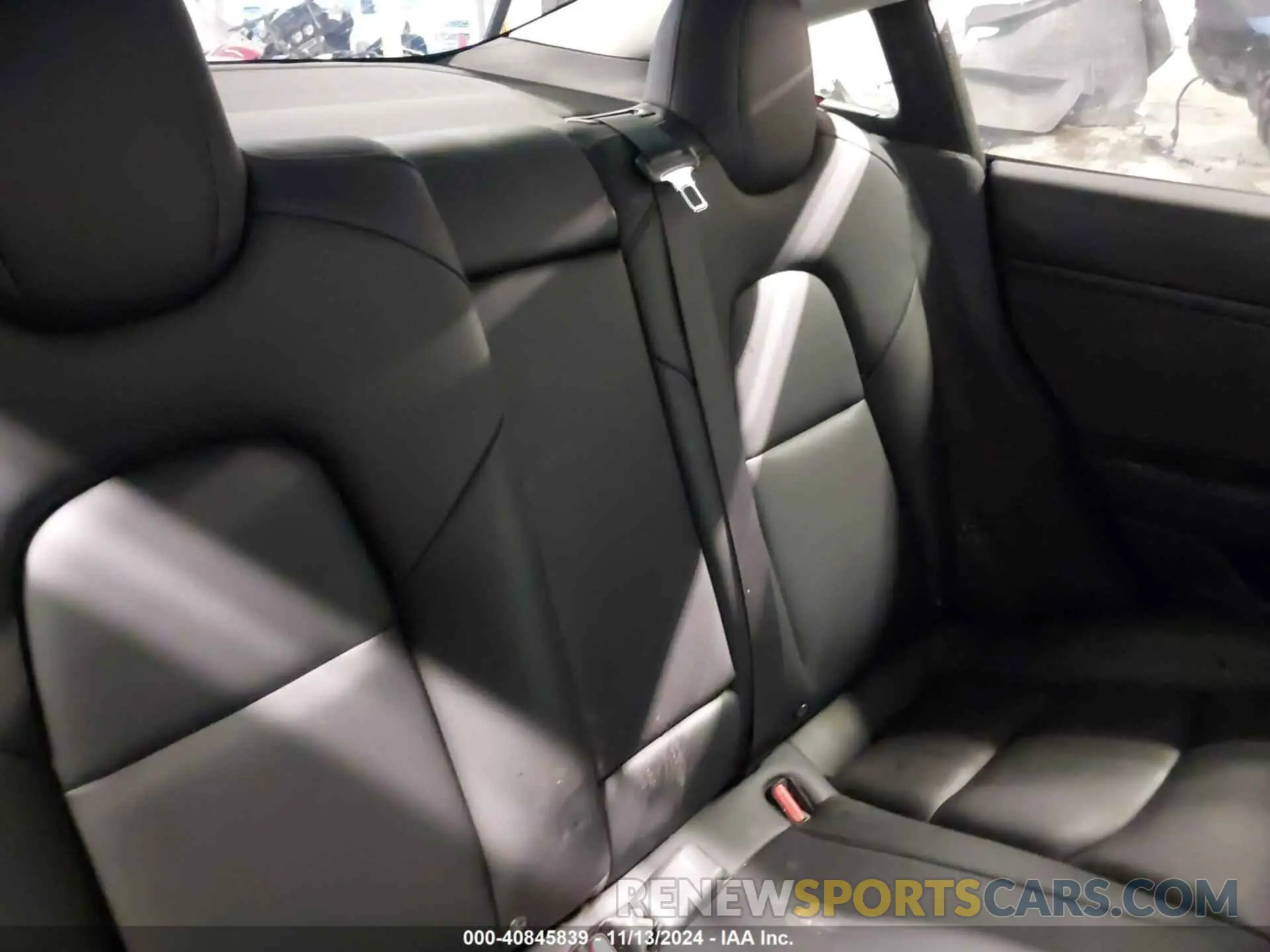 8 Photograph of a damaged car 5YJ3E1EB6KF384952 TESLA MODEL 3 2019