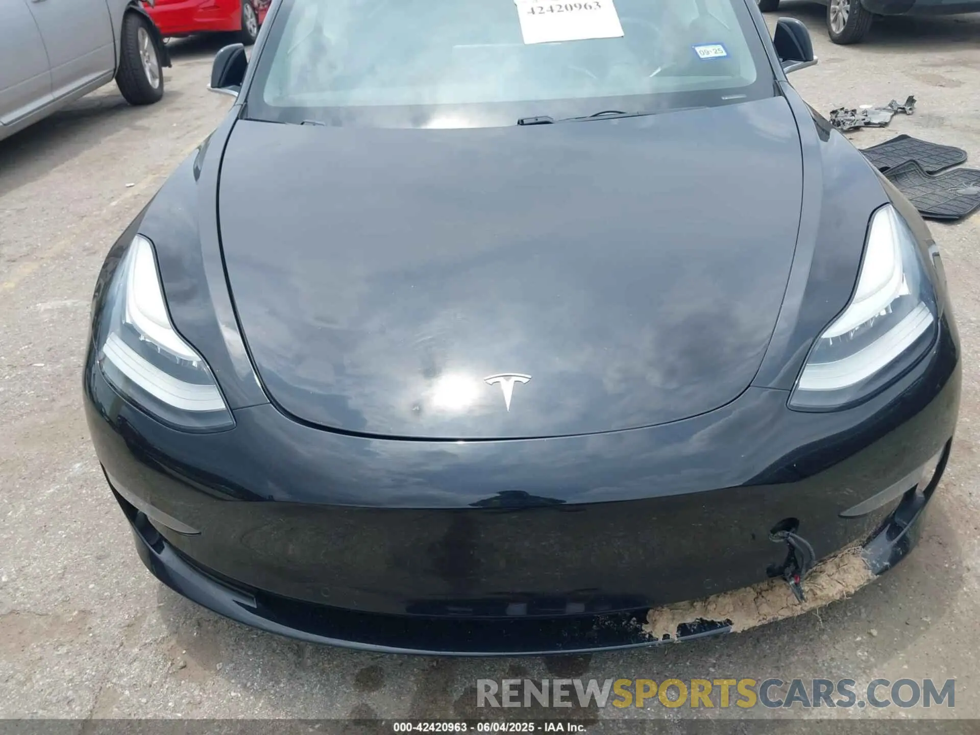 11 Photograph of a damaged car 5YJ3E1EB6KF385342 TESLA MODEL 3 2019