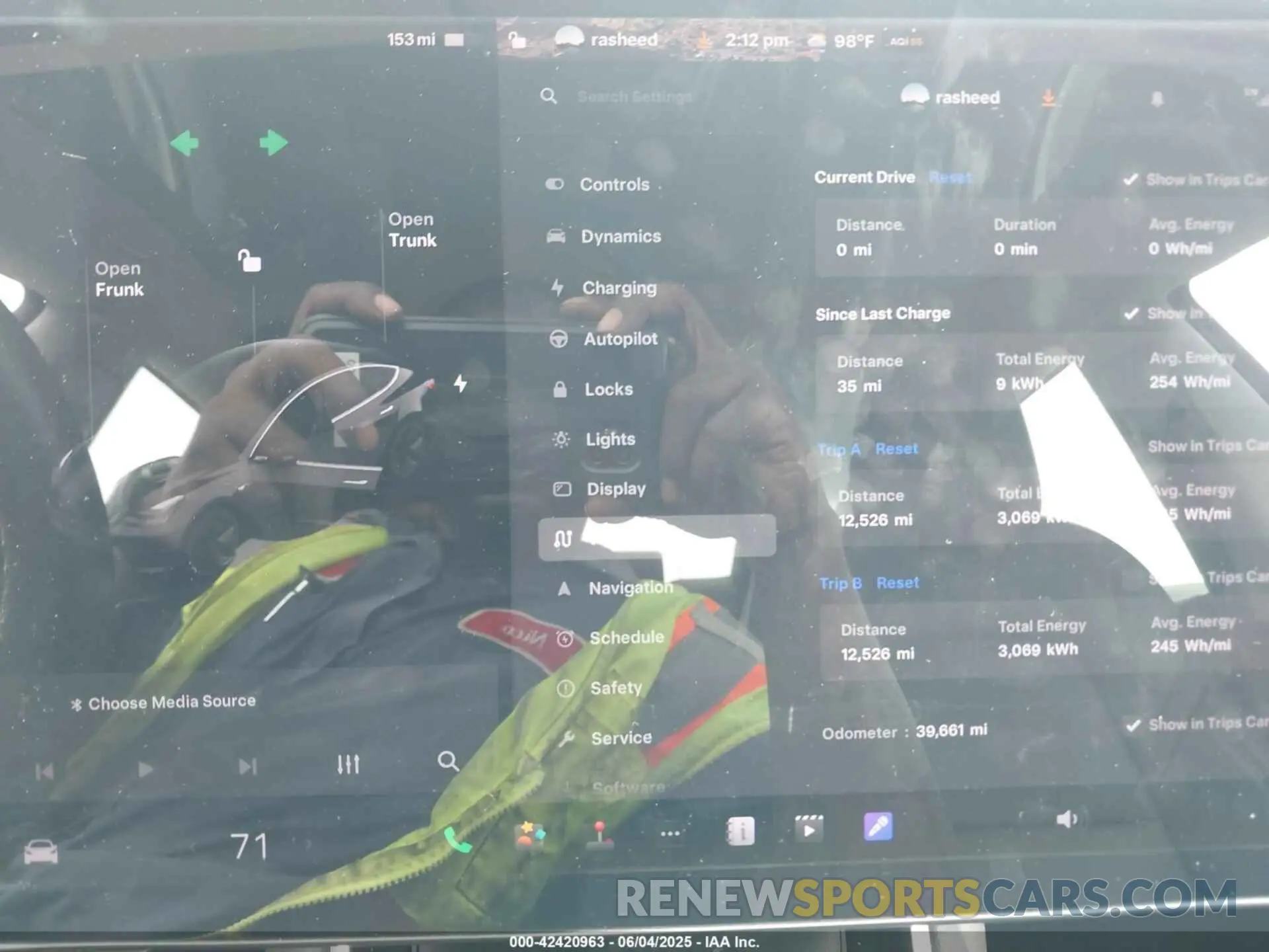14 Photograph of a damaged car 5YJ3E1EB6KF385342 TESLA MODEL 3 2019