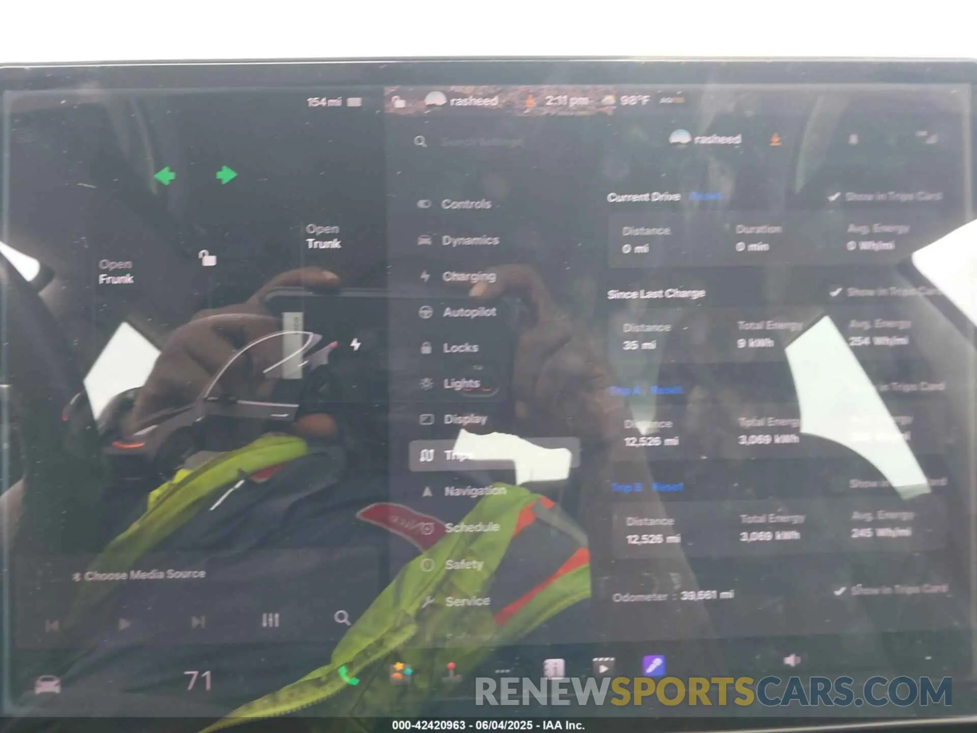 7 Photograph of a damaged car 5YJ3E1EB6KF385342 TESLA MODEL 3 2019
