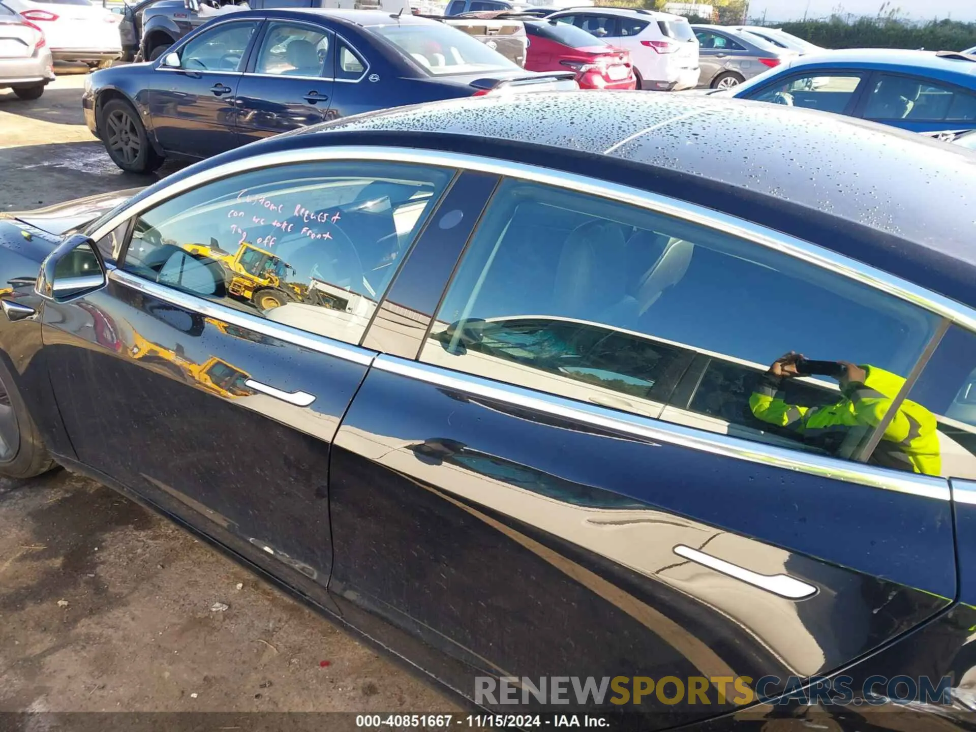 13 Photograph of a damaged car 5YJ3E1EB6KF385566 TESLA MODEL 3 2019