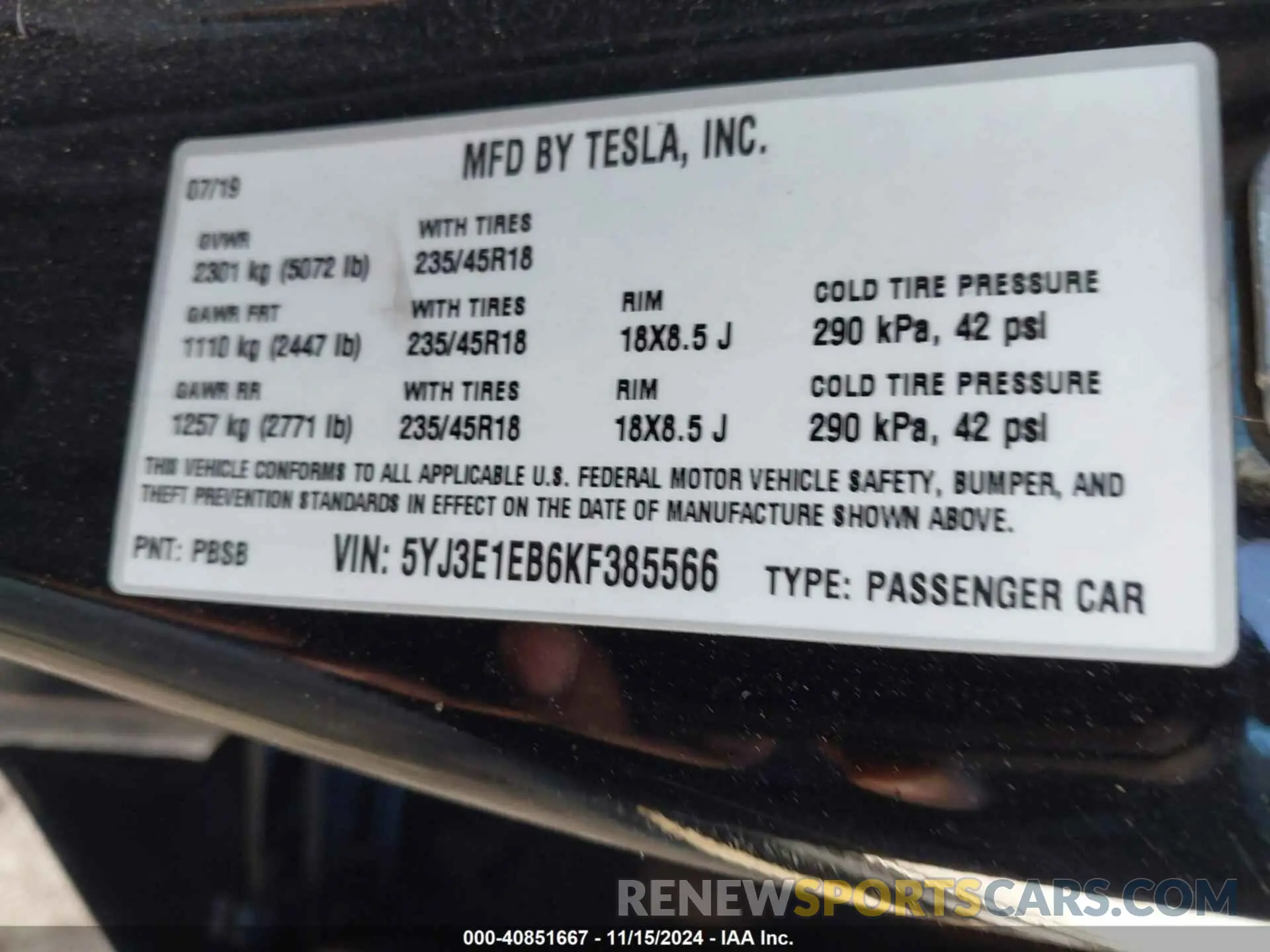 9 Photograph of a damaged car 5YJ3E1EB6KF385566 TESLA MODEL 3 2019