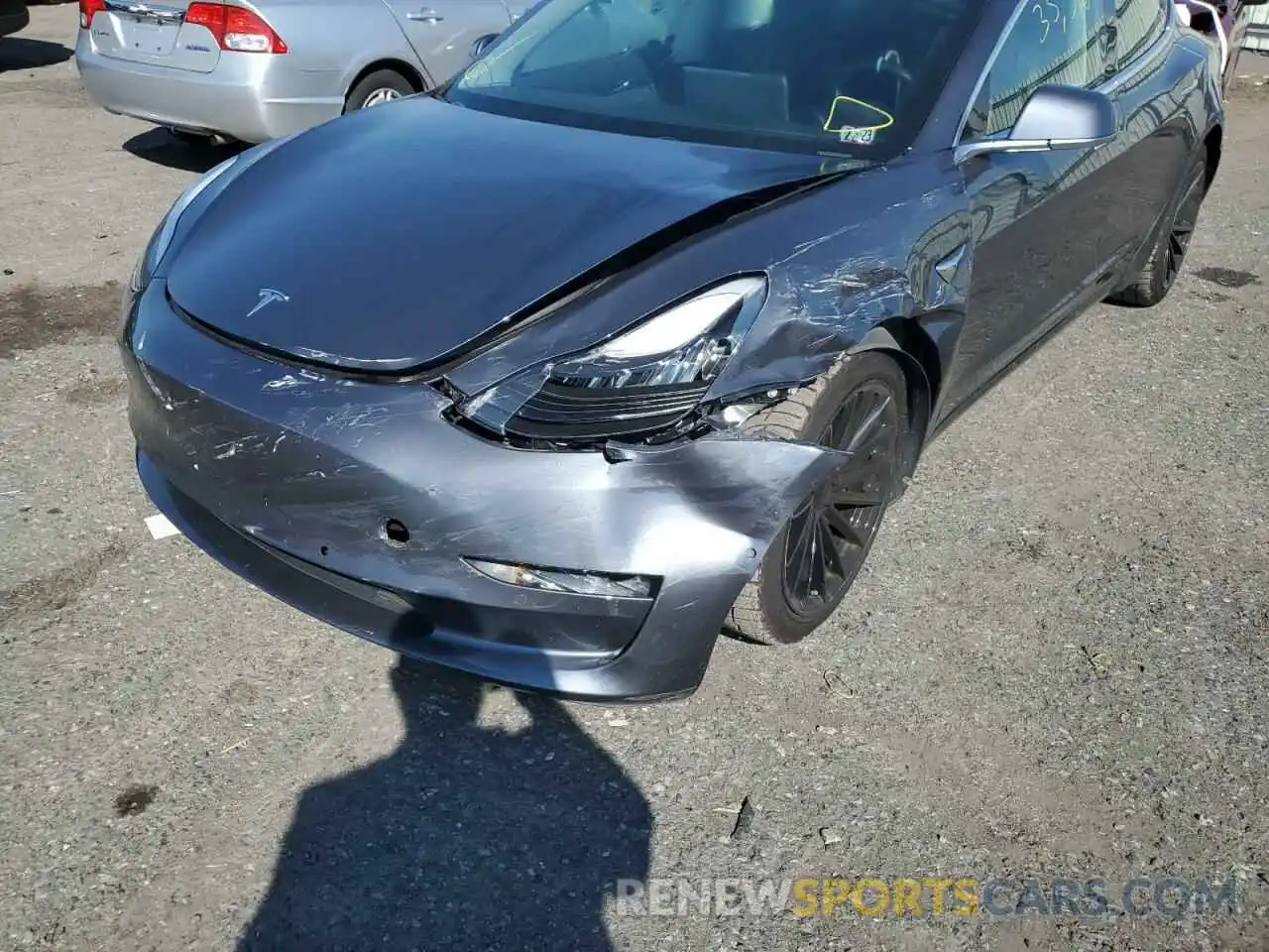 9 Photograph of a damaged car 5YJ3E1EB6KF392923 TESLA MODEL 3 2019