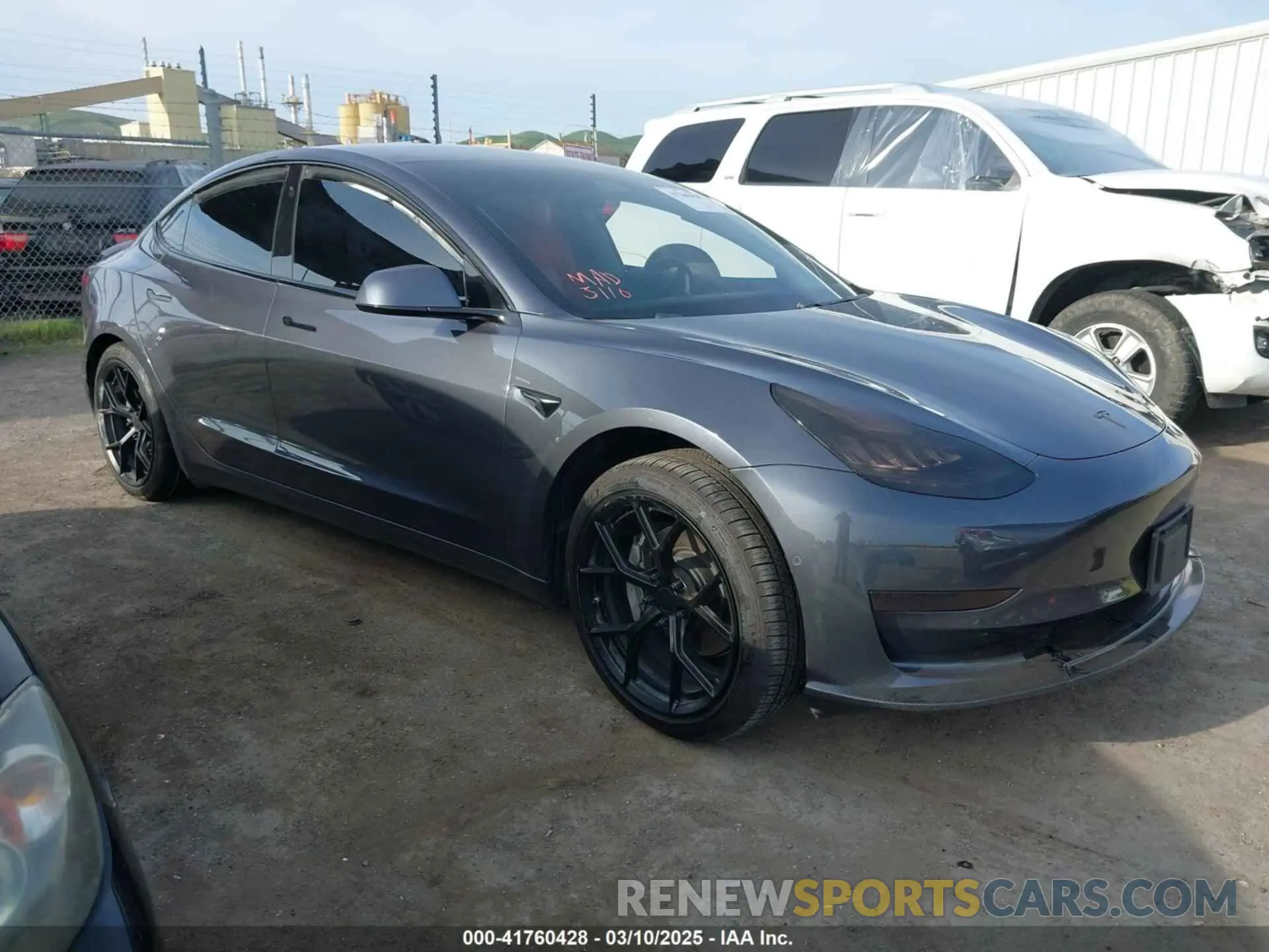 1 Photograph of a damaged car 5YJ3E1EB6KF413320 TESLA MODEL 3 2019