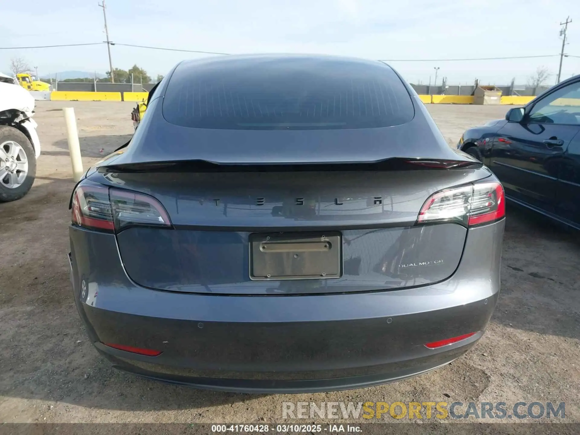 15 Photograph of a damaged car 5YJ3E1EB6KF413320 TESLA MODEL 3 2019
