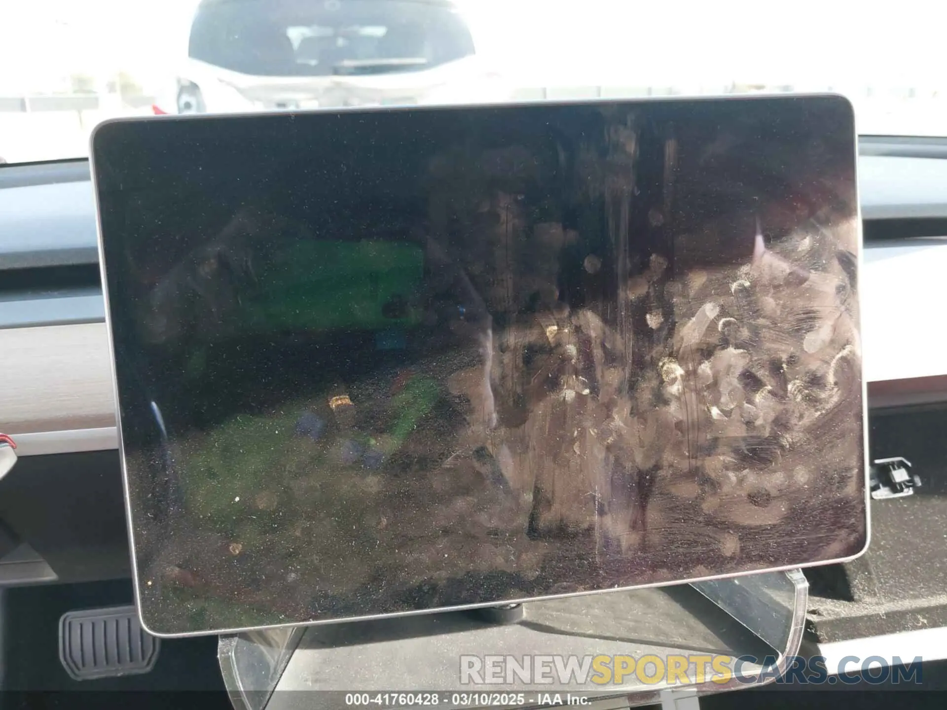 17 Photograph of a damaged car 5YJ3E1EB6KF413320 TESLA MODEL 3 2019