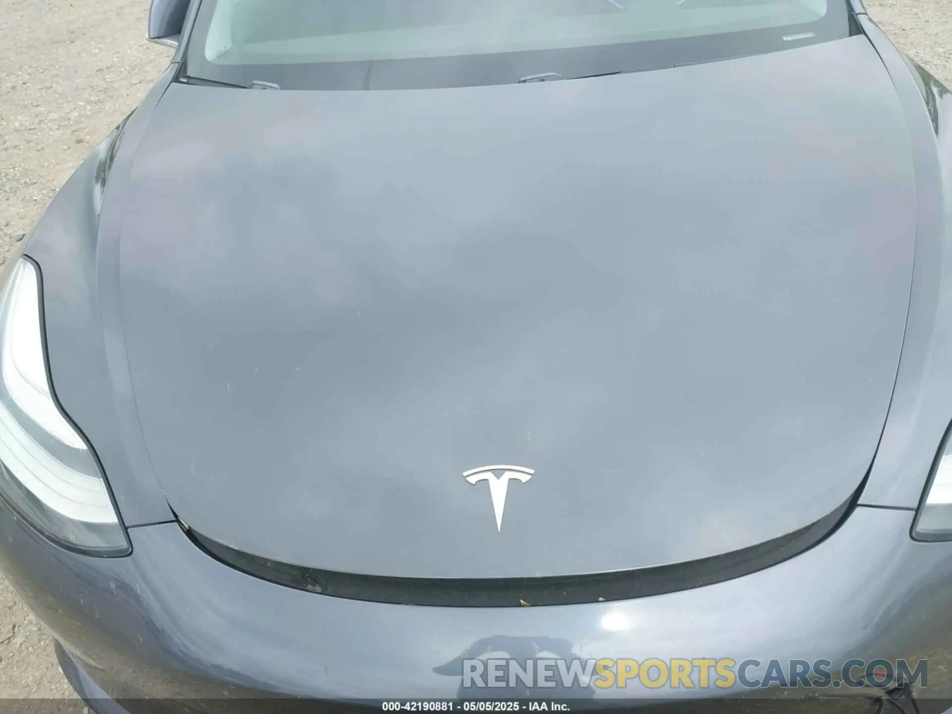 10 Photograph of a damaged car 5YJ3E1EB6KF432742 TESLA MODEL 3 2019