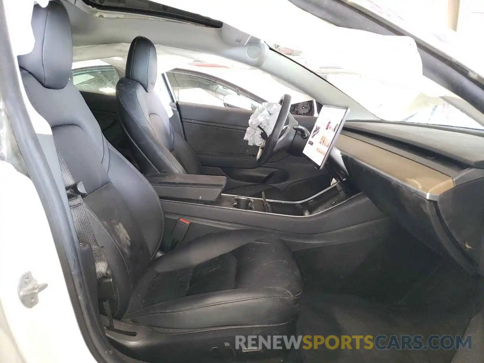 5 Photograph of a damaged car 5YJ3E1EB6KF433423 TESLA MODEL 3 2019