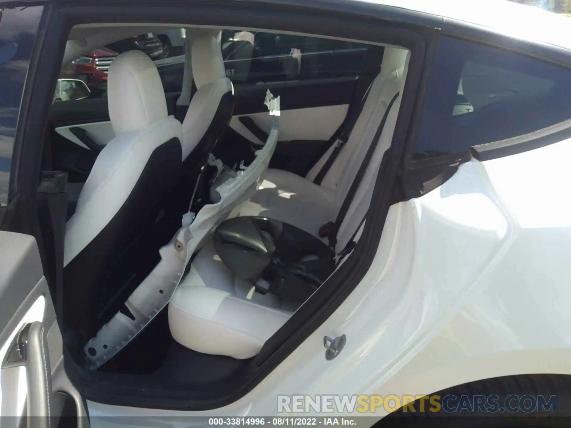 8 Photograph of a damaged car 5YJ3E1EB6KF437813 TESLA MODEL 3 2019