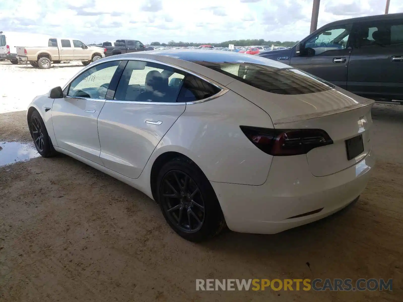 3 Photograph of a damaged car 5YJ3E1EB6KF441876 TESLA MODEL 3 2019