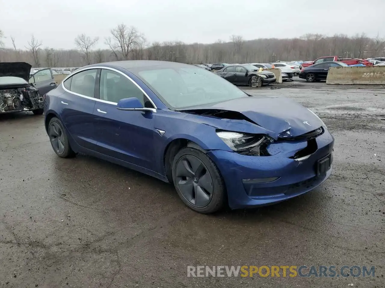 4 Photograph of a damaged car 5YJ3E1EB6KF452747 TESLA MODEL 3 2019