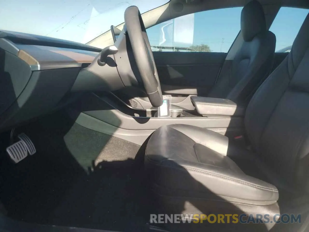 7 Photograph of a damaged car 5YJ3E1EB6KF487143 TESLA MODEL 3 2019