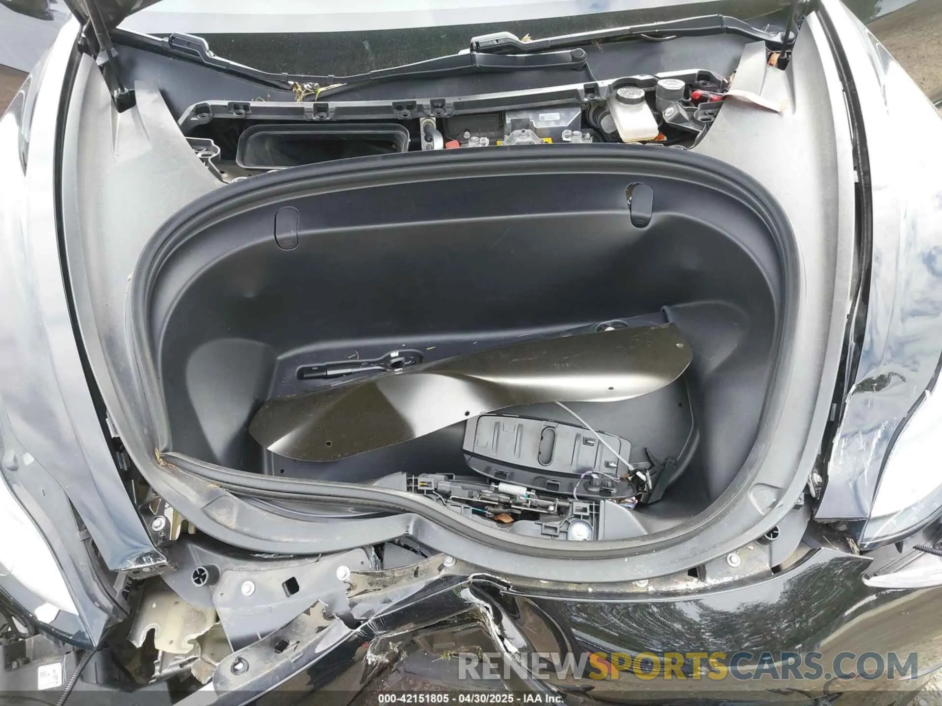 10 Photograph of a damaged car 5YJ3E1EB7KF191872 TESLA MODEL 3 2019