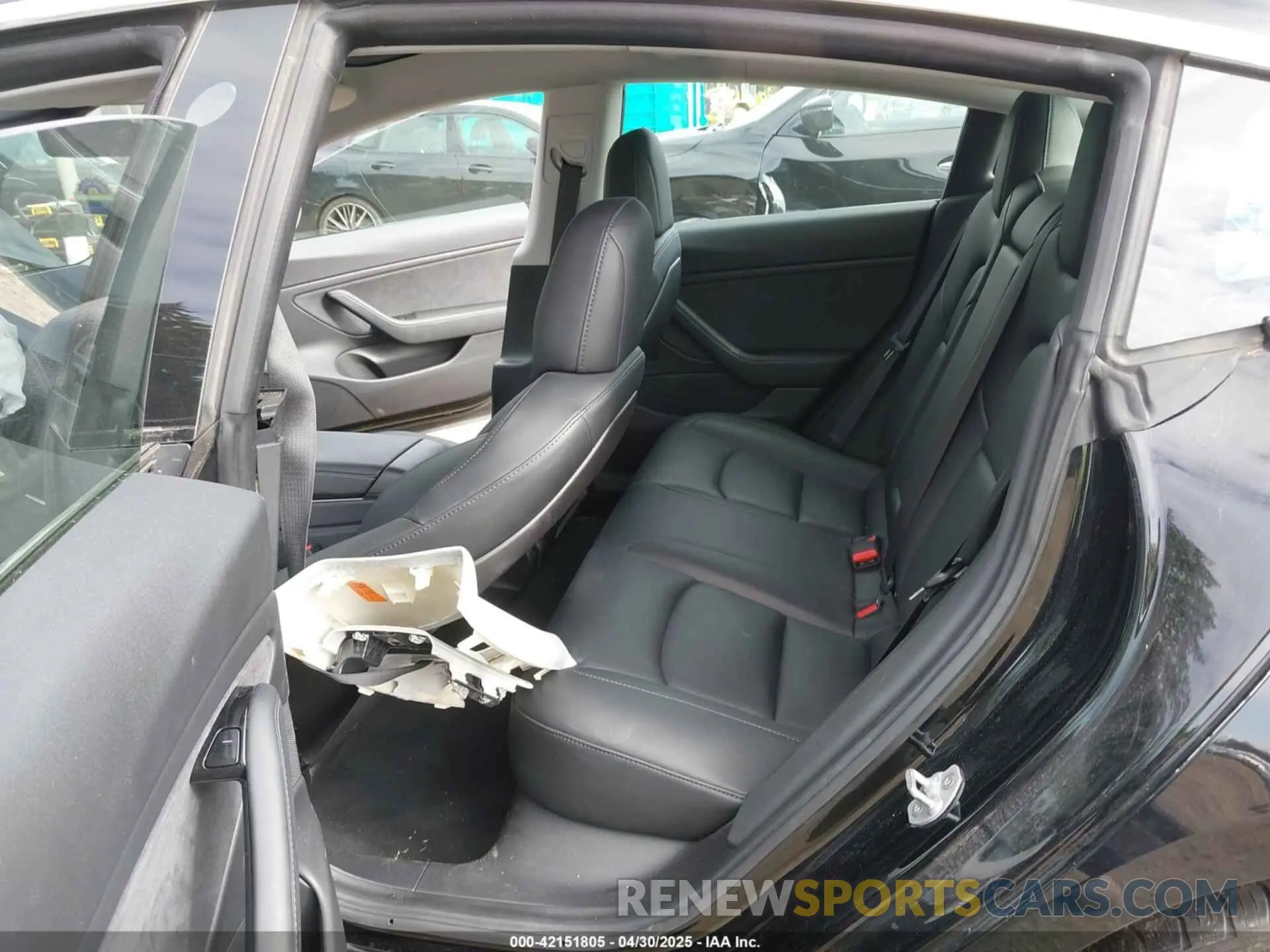 8 Photograph of a damaged car 5YJ3E1EB7KF191872 TESLA MODEL 3 2019