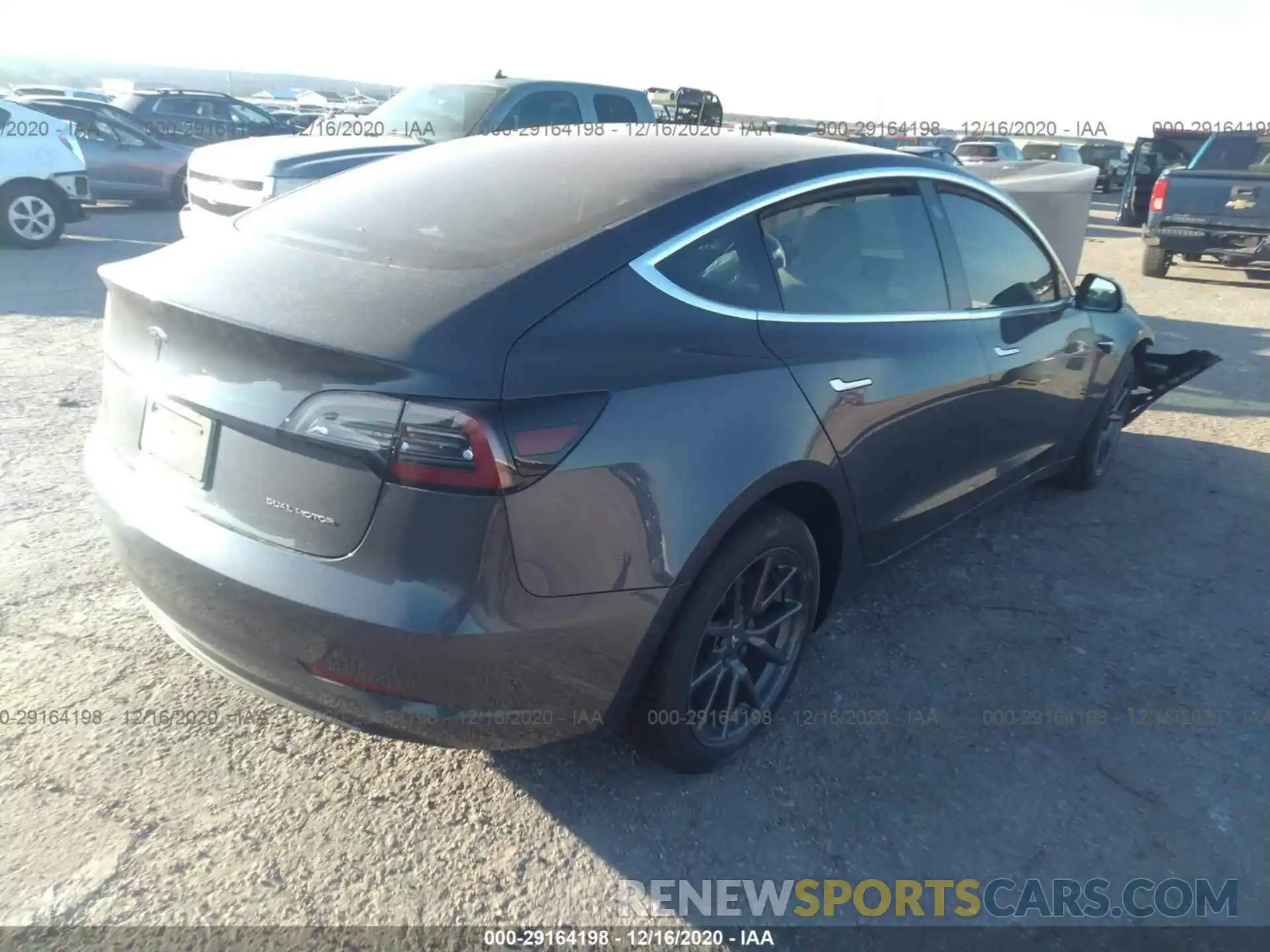 4 Photograph of a damaged car 5YJ3E1EB7KF192391 TESLA MODEL 3 2019