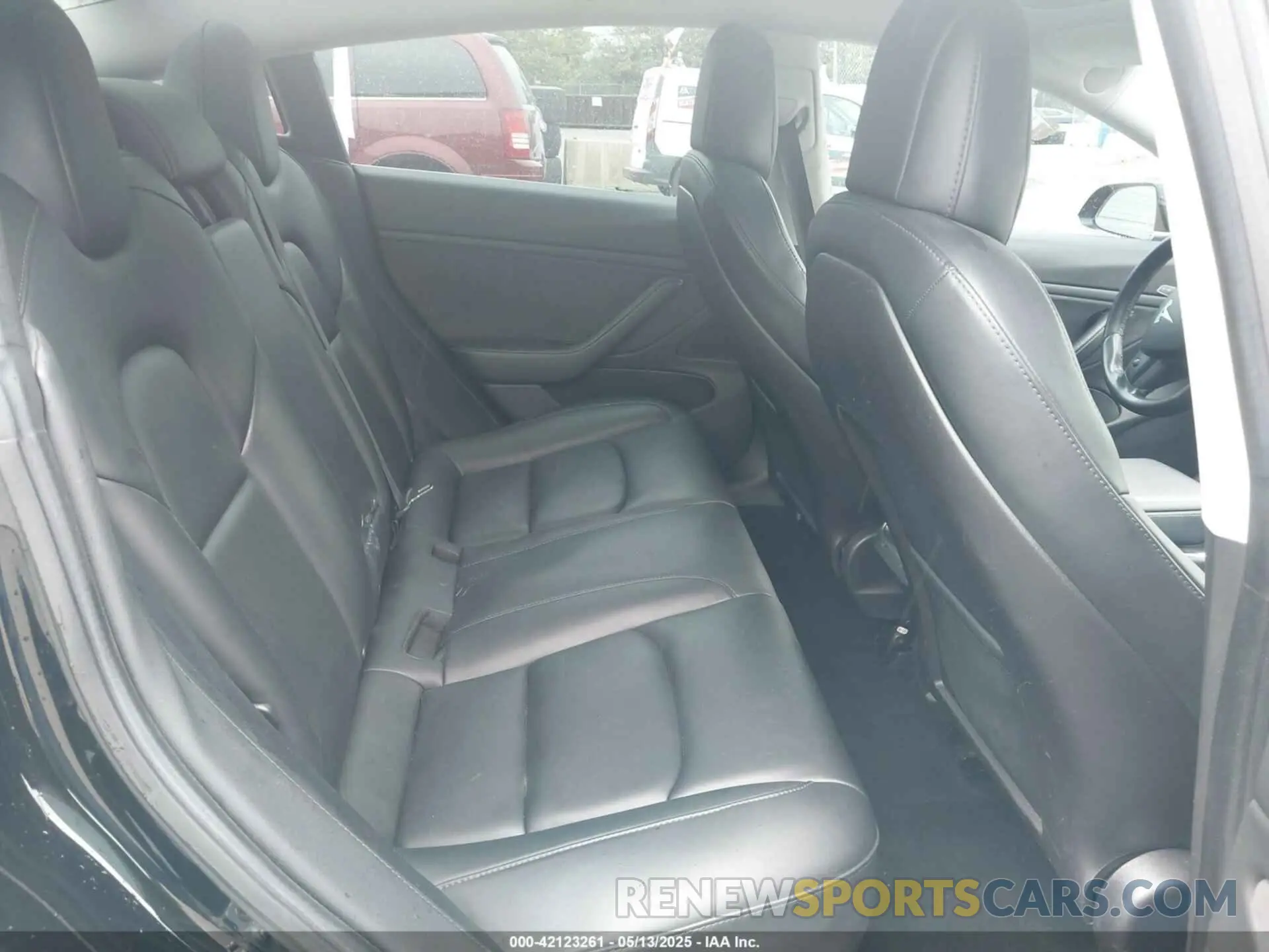 8 Photograph of a damaged car 5YJ3E1EB7KF199129 TESLA MODEL 3 2019