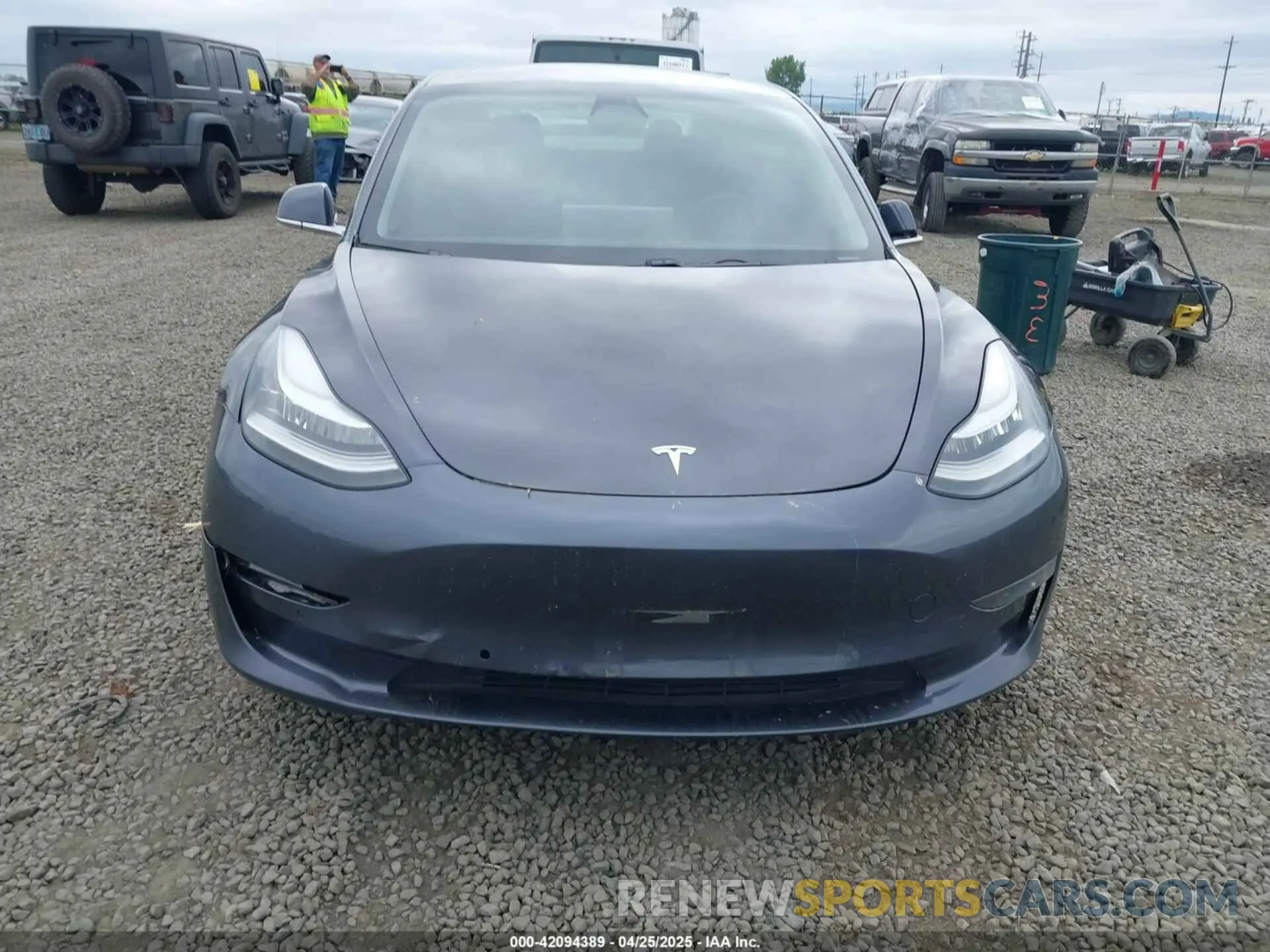 12 Photograph of a damaged car 5YJ3E1EB7KF205883 TESLA MODEL 3 2019