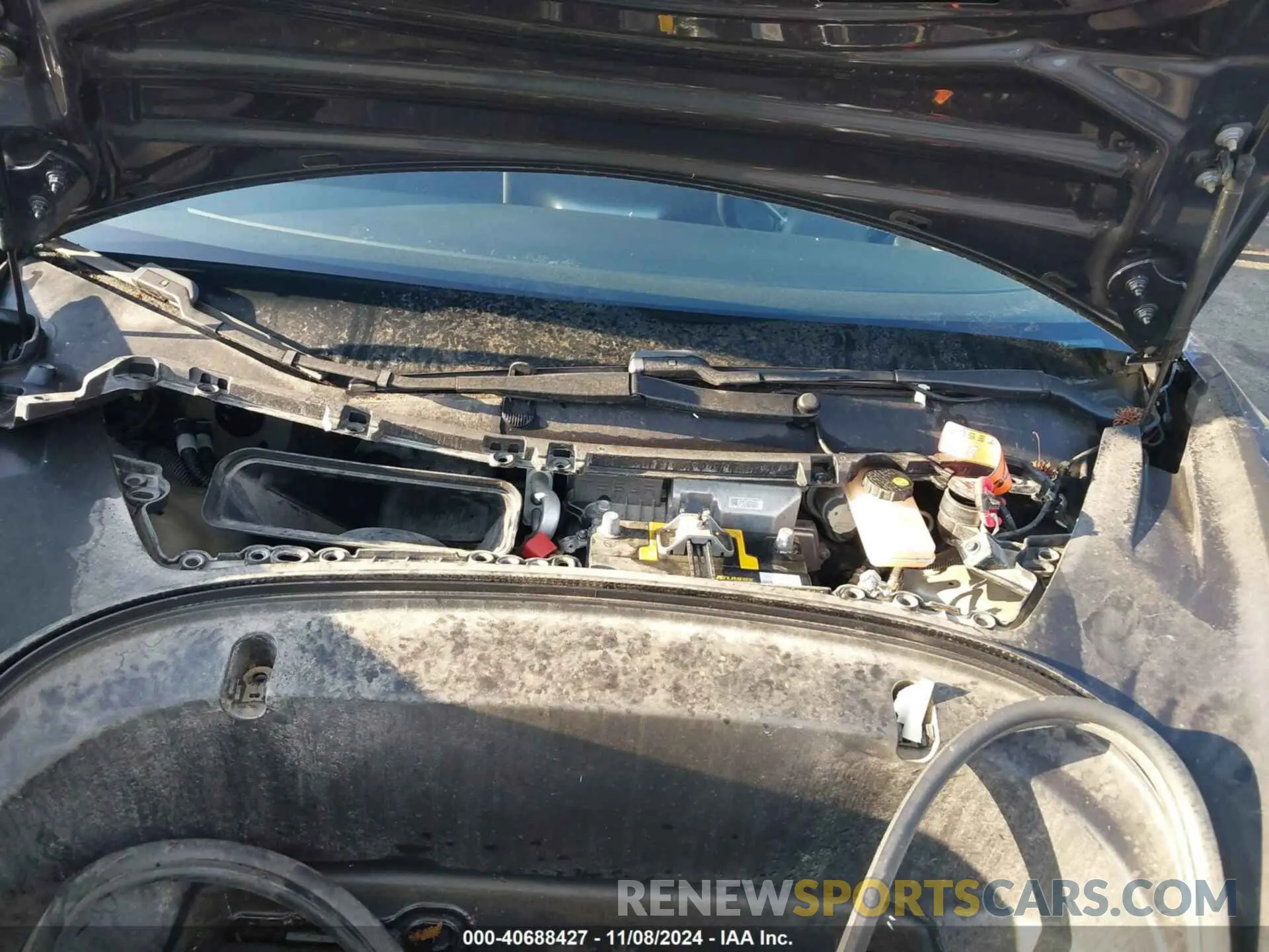 10 Photograph of a damaged car 5YJ3E1EB7KF210002 TESLA MODEL 3 2019
