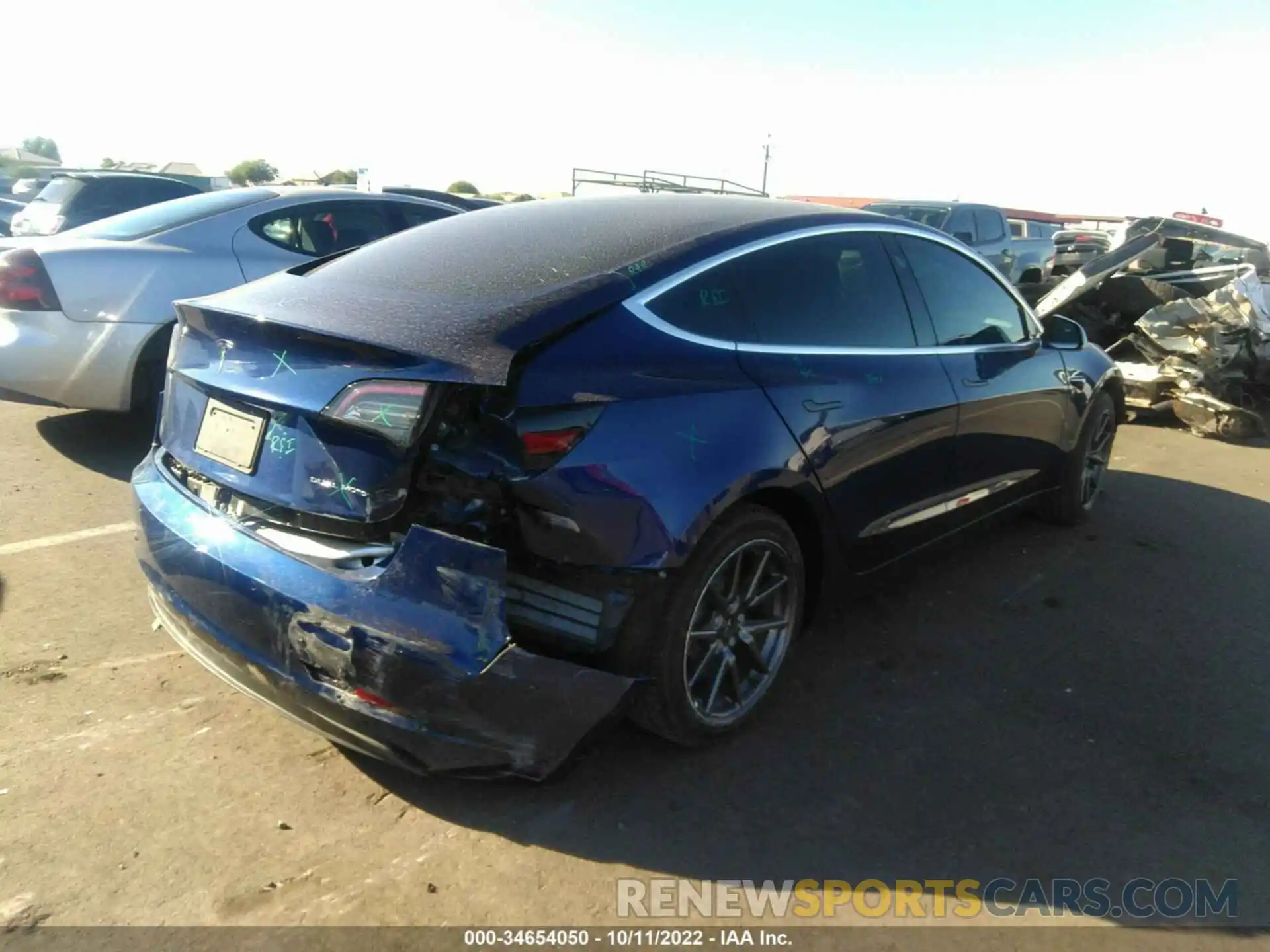 4 Photograph of a damaged car 5YJ3E1EB7KF211036 TESLA MODEL 3 2019