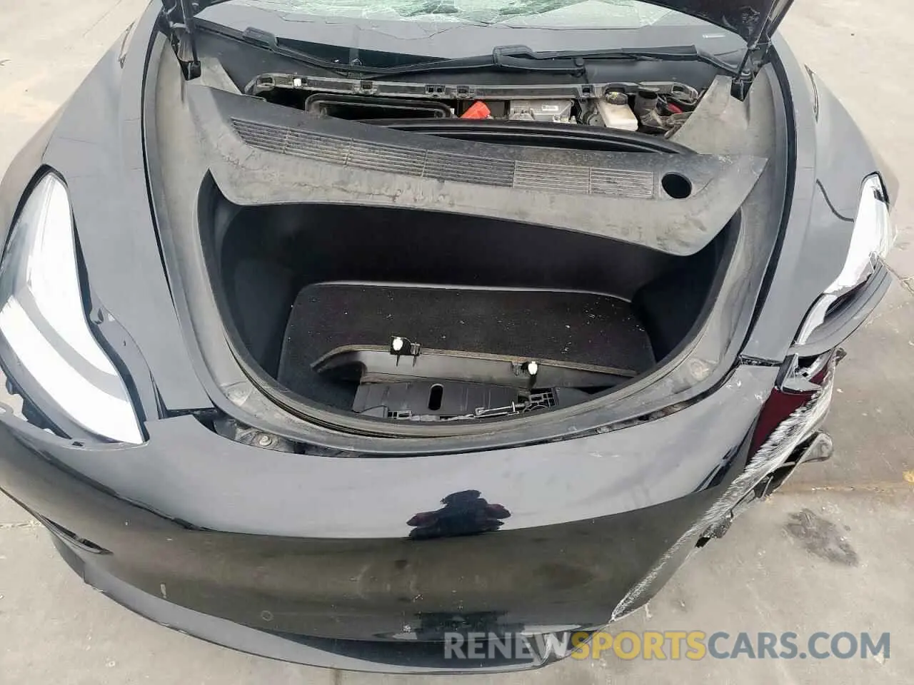 11 Photograph of a damaged car 5YJ3E1EB7KF388928 TESLA MODEL 3 2019