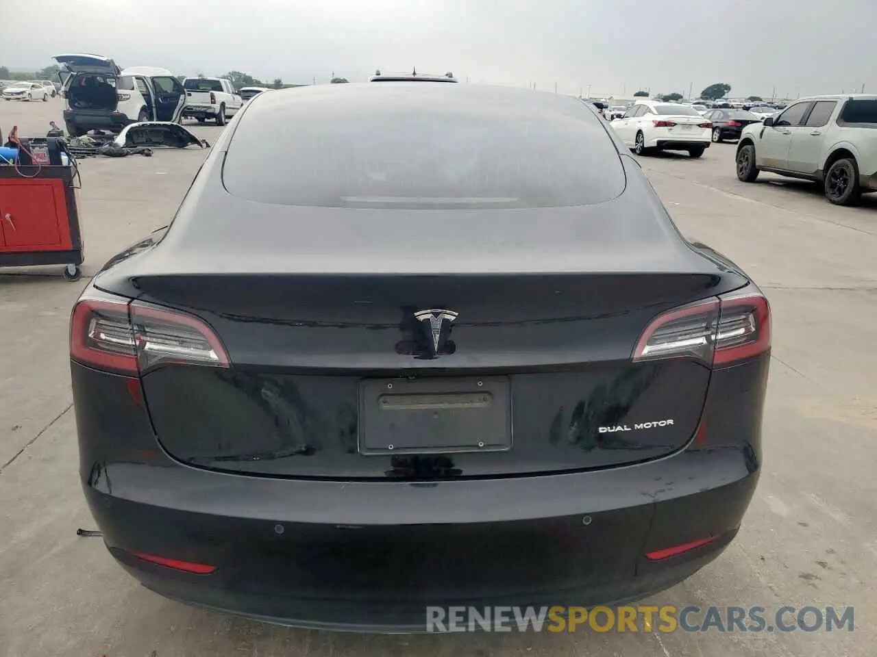 6 Photograph of a damaged car 5YJ3E1EB7KF388928 TESLA MODEL 3 2019