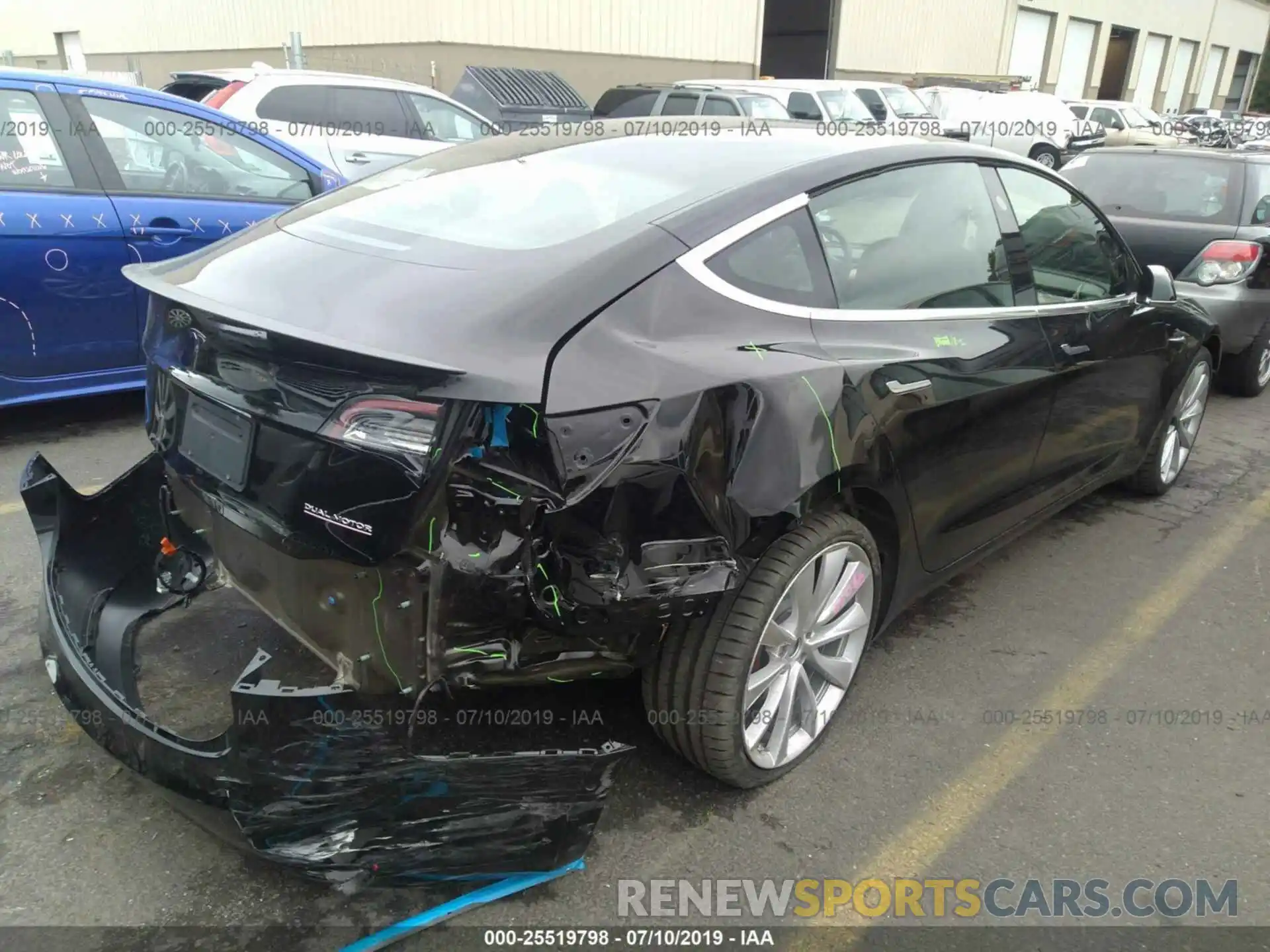 4 Photograph of a damaged car 5YJ3E1EB7KF392719 TESLA MODEL 3 2019