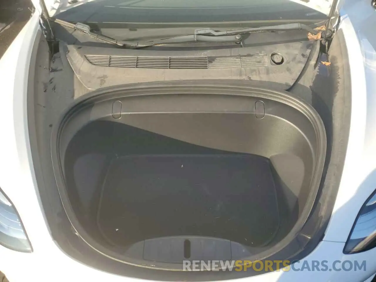 11 Photograph of a damaged car 5YJ3E1EB7KF442339 TESLA MODEL 3 2019