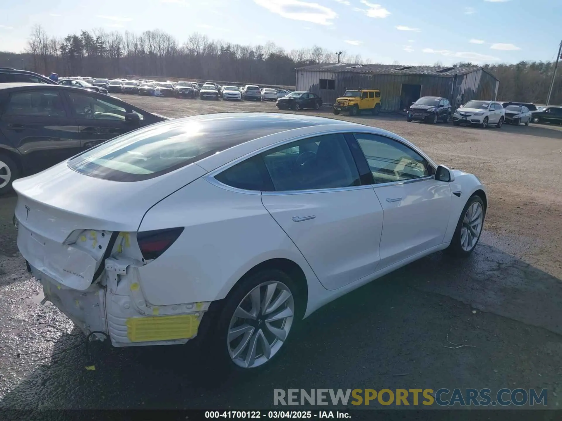 4 Photograph of a damaged car 5YJ3E1EB7KF442390 TESLA MODEL 3 2019