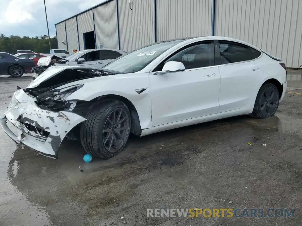1 Photograph of a damaged car 5YJ3E1EB7KF469749 TESLA MODEL 3 2019
