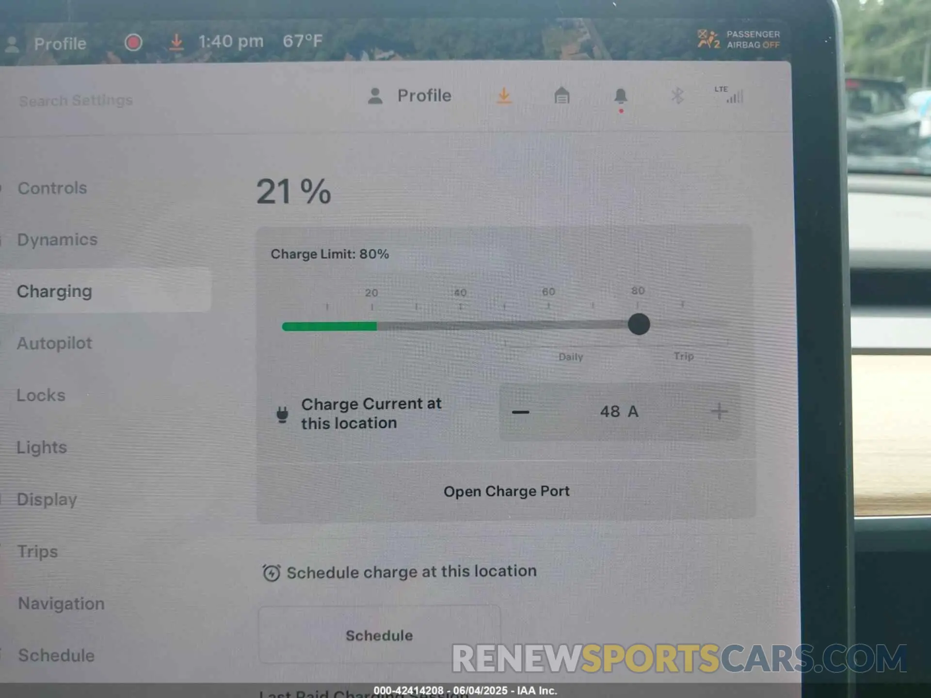 17 Photograph of a damaged car 5YJ3E1EB7KF482310 TESLA MODEL 3 2019