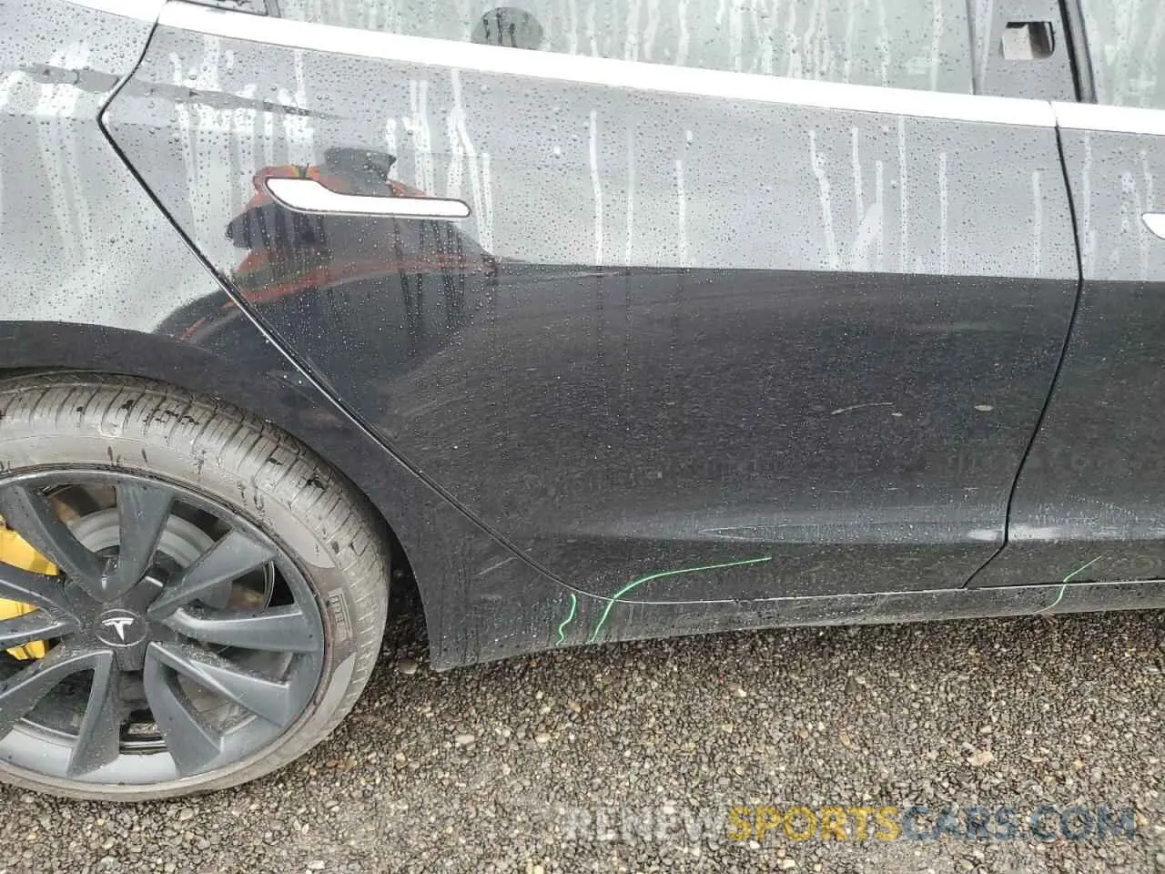 10 Photograph of a damaged car 5YJ3E1EB8KF192464 TESLA MODEL 3 2019
