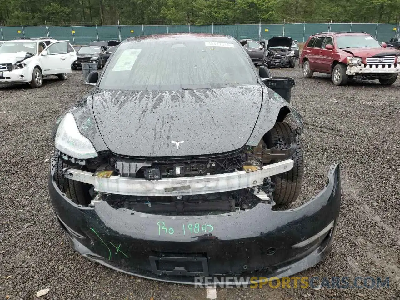 5 Photograph of a damaged car 5YJ3E1EB8KF192464 TESLA MODEL 3 2019