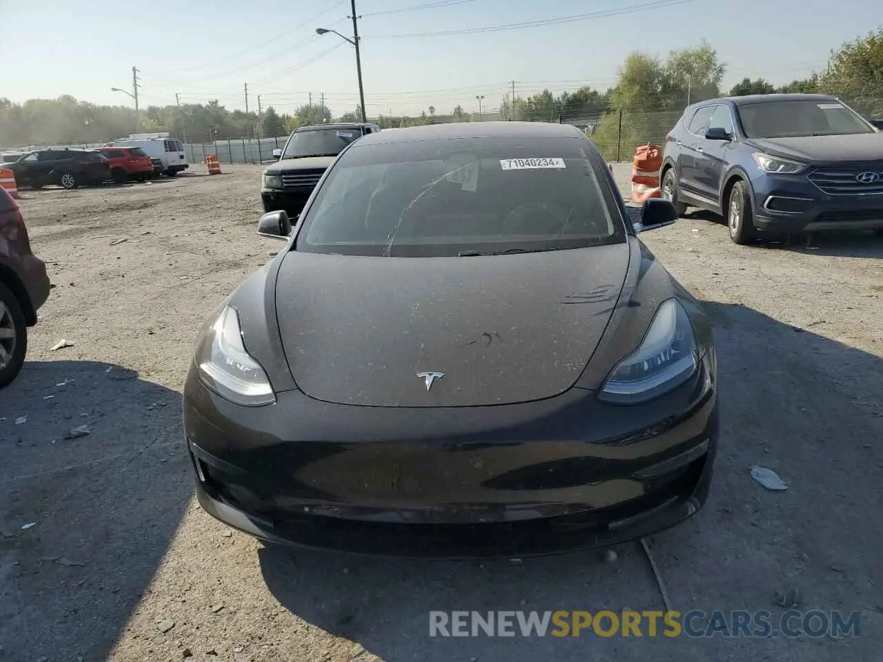 5 Photograph of a damaged car 5YJ3E1EB8KF197194 TESLA MODEL 3 2019
