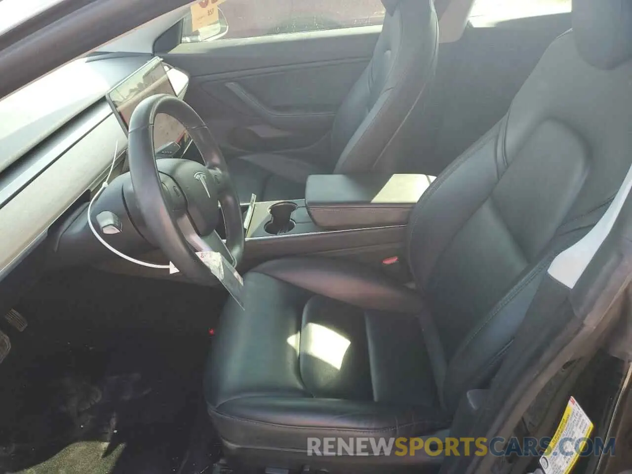 7 Photograph of a damaged car 5YJ3E1EB8KF197194 TESLA MODEL 3 2019