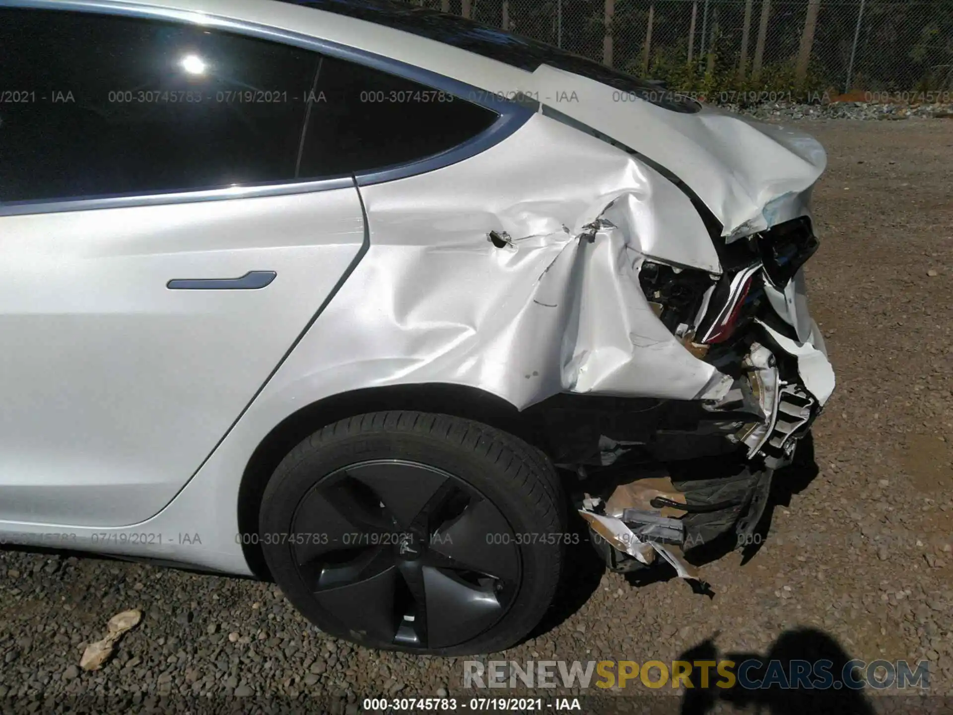 6 Photograph of a damaged car 5YJ3E1EB8KF199639 TESLA MODEL 3 2019