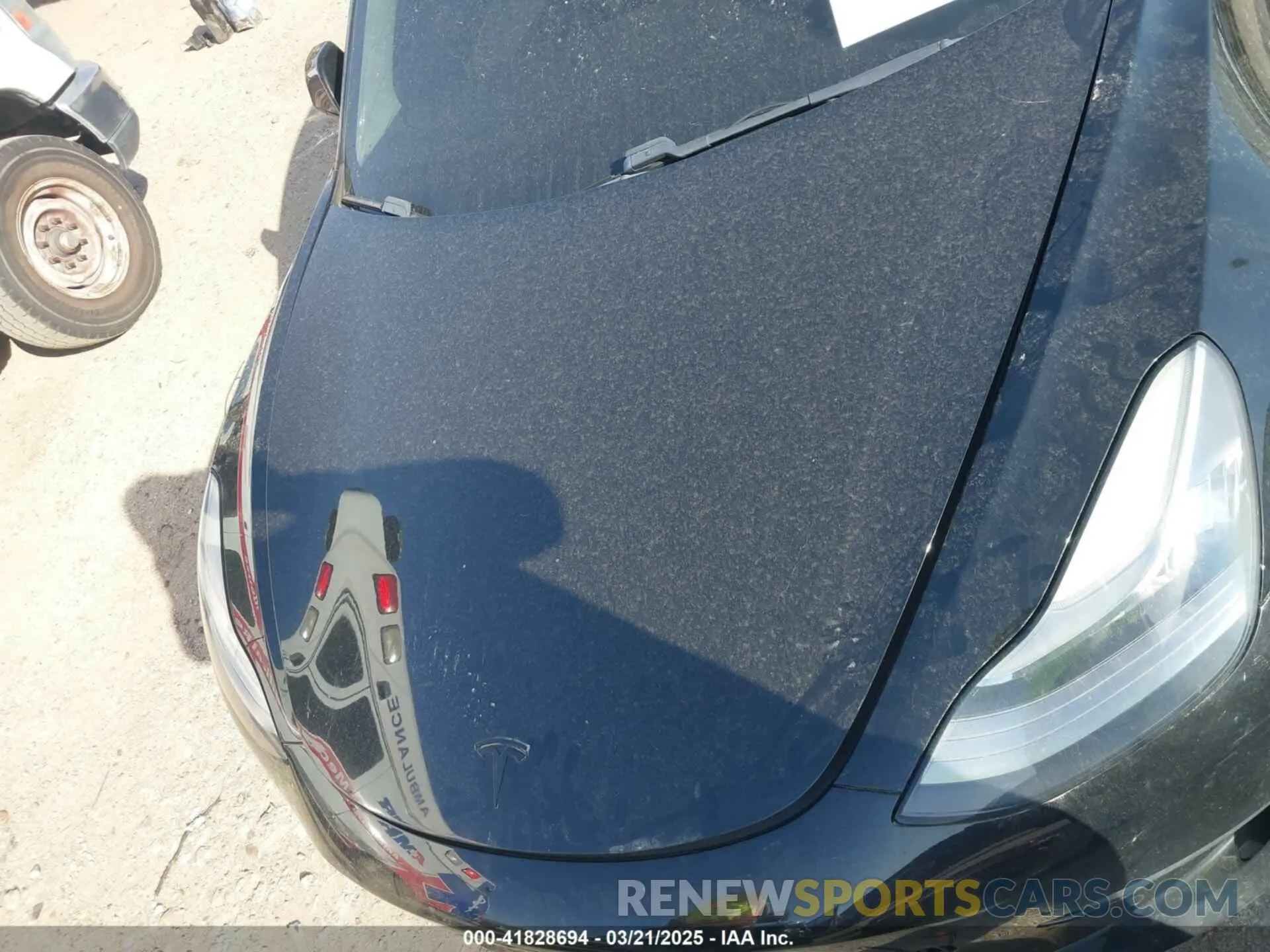 10 Photograph of a damaged car 5YJ3E1EB8KF208923 TESLA MODEL 3 2019