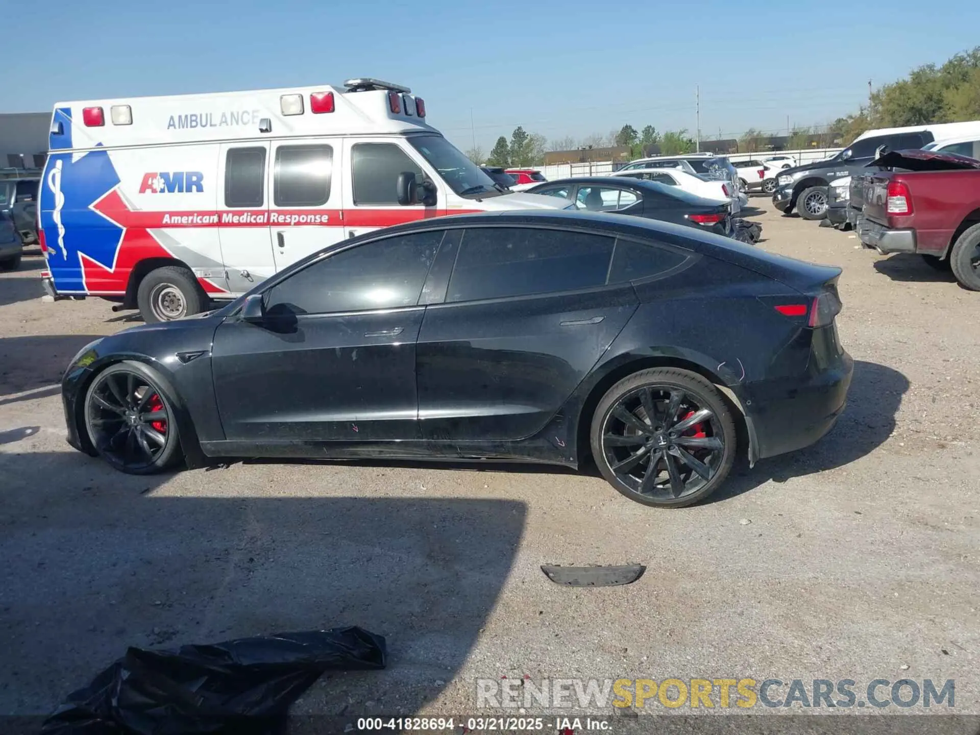 14 Photograph of a damaged car 5YJ3E1EB8KF208923 TESLA MODEL 3 2019