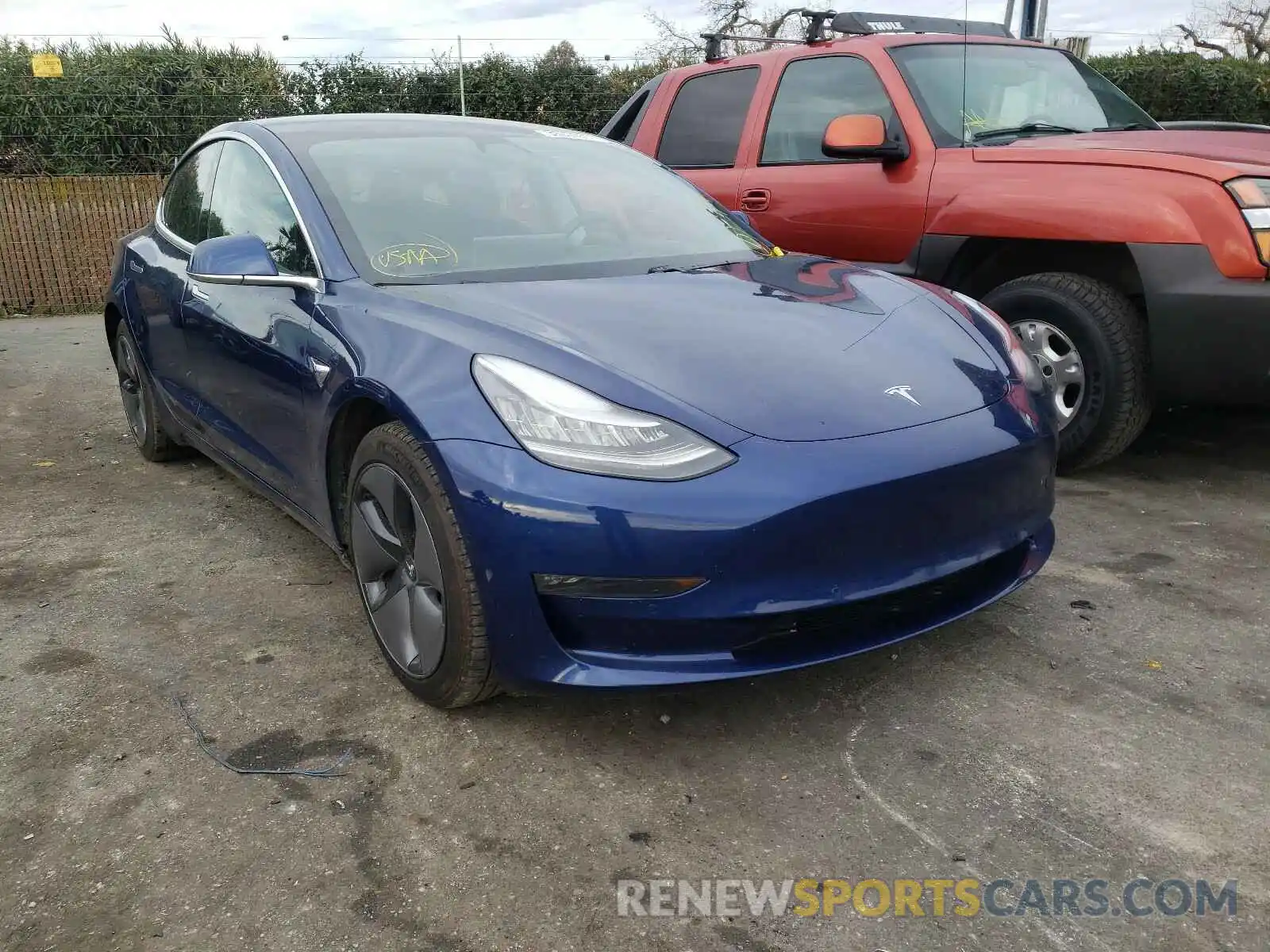 1 Photograph of a damaged car 5YJ3E1EB8KF211000 TESLA MODEL 3 2019