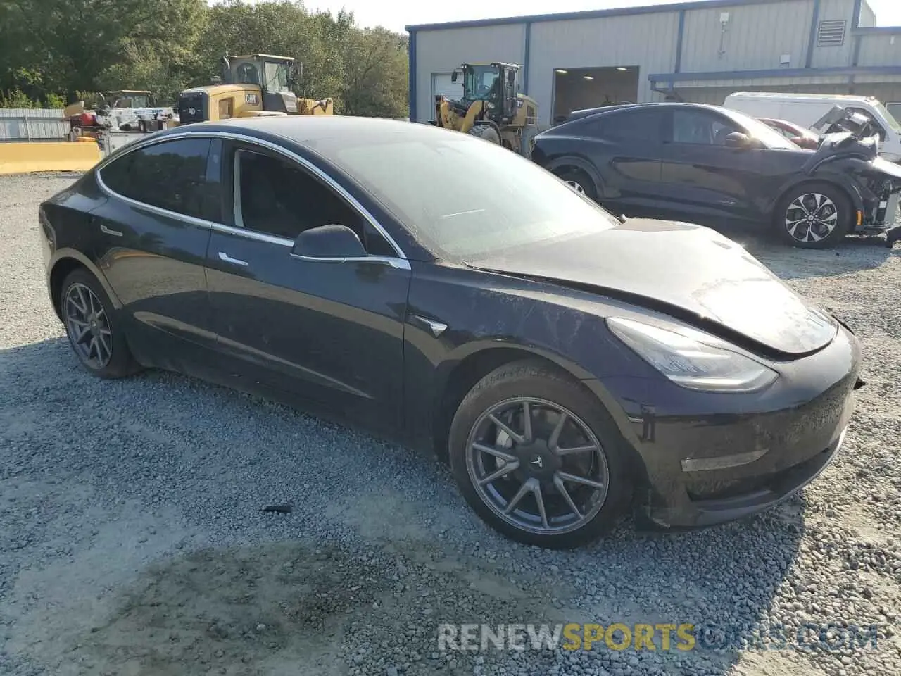 4 Photograph of a damaged car 5YJ3E1EB8KF385567 TESLA MODEL 3 2019